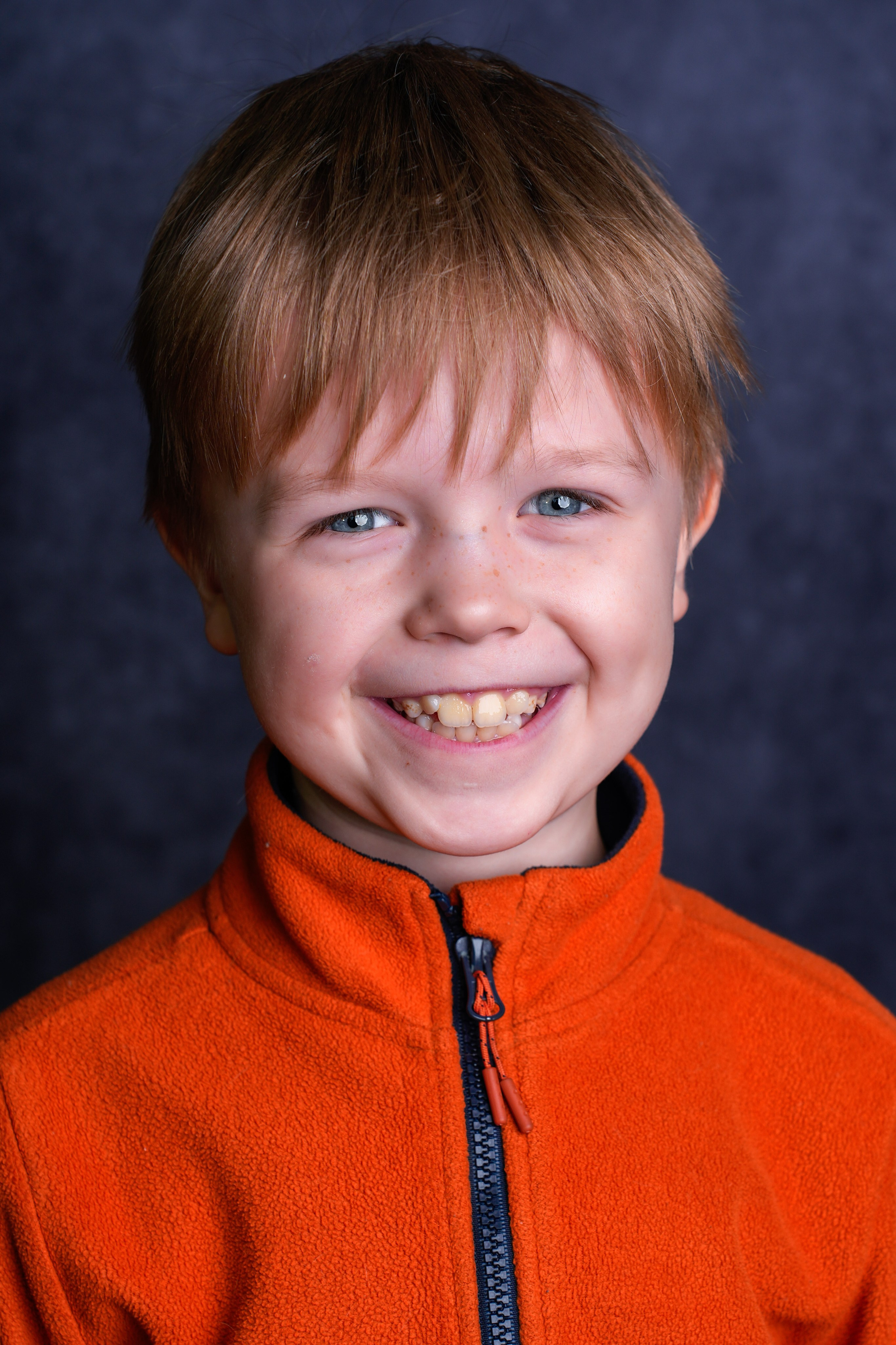 Волков Максим. Актерское портфолио. Выпускные альбомы Ярославль Natali Neportman