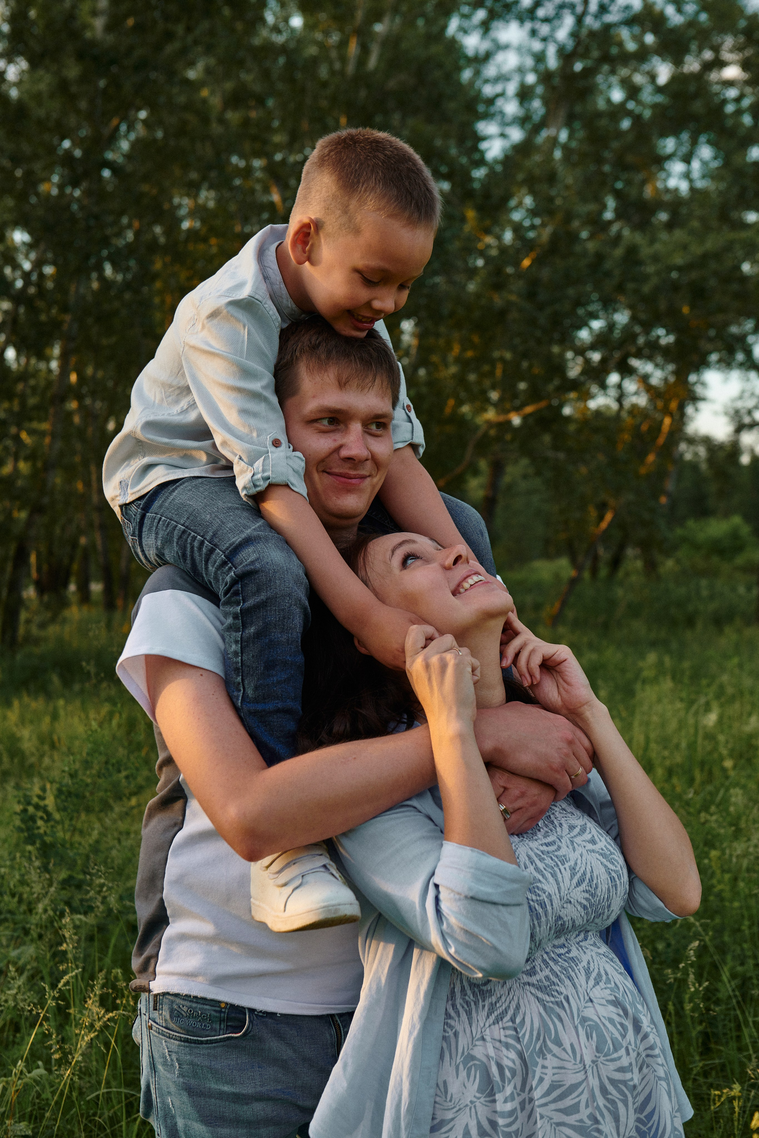 Настя, Тёма и Макс