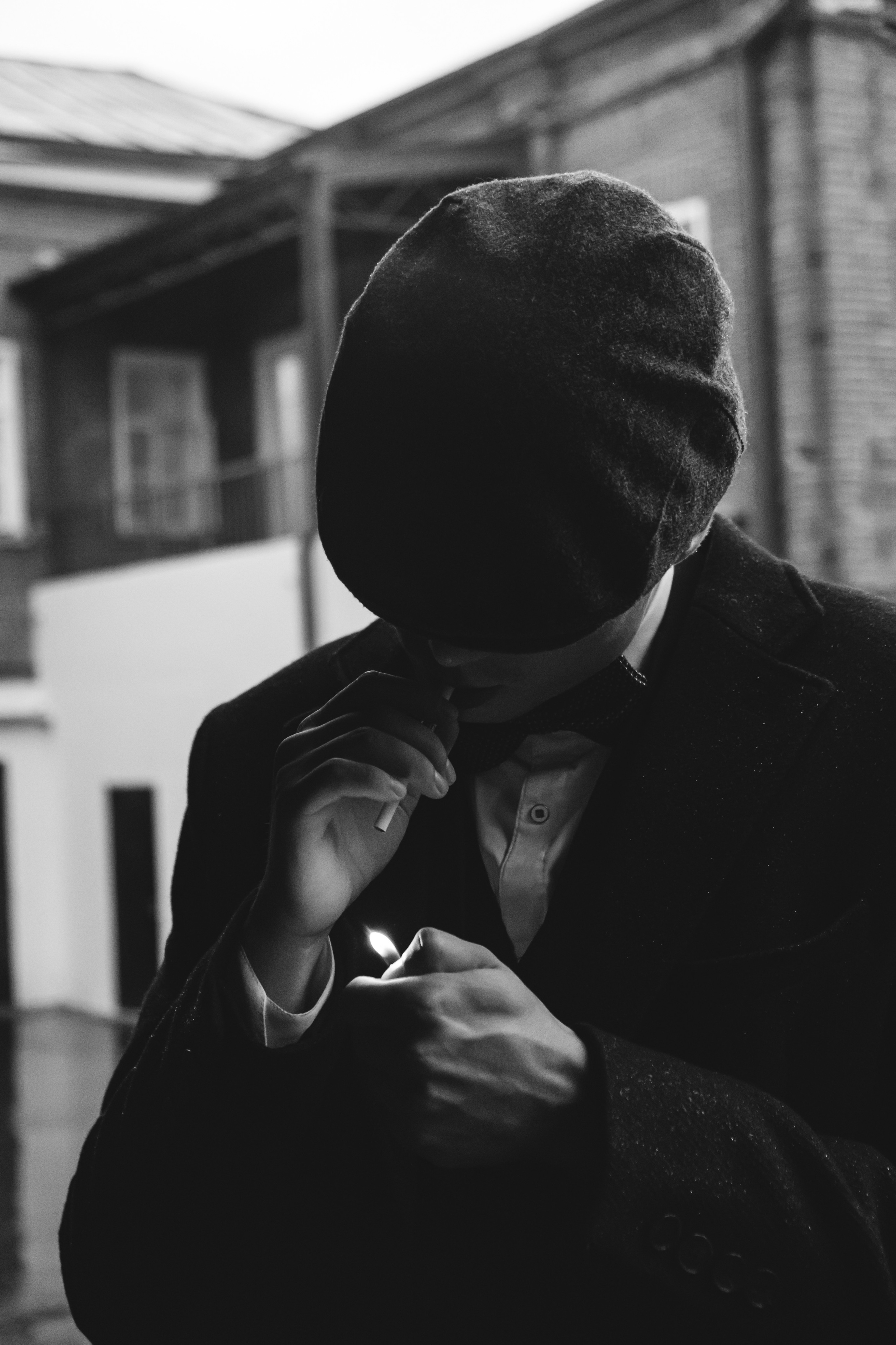 Максим/ Острые козырьки