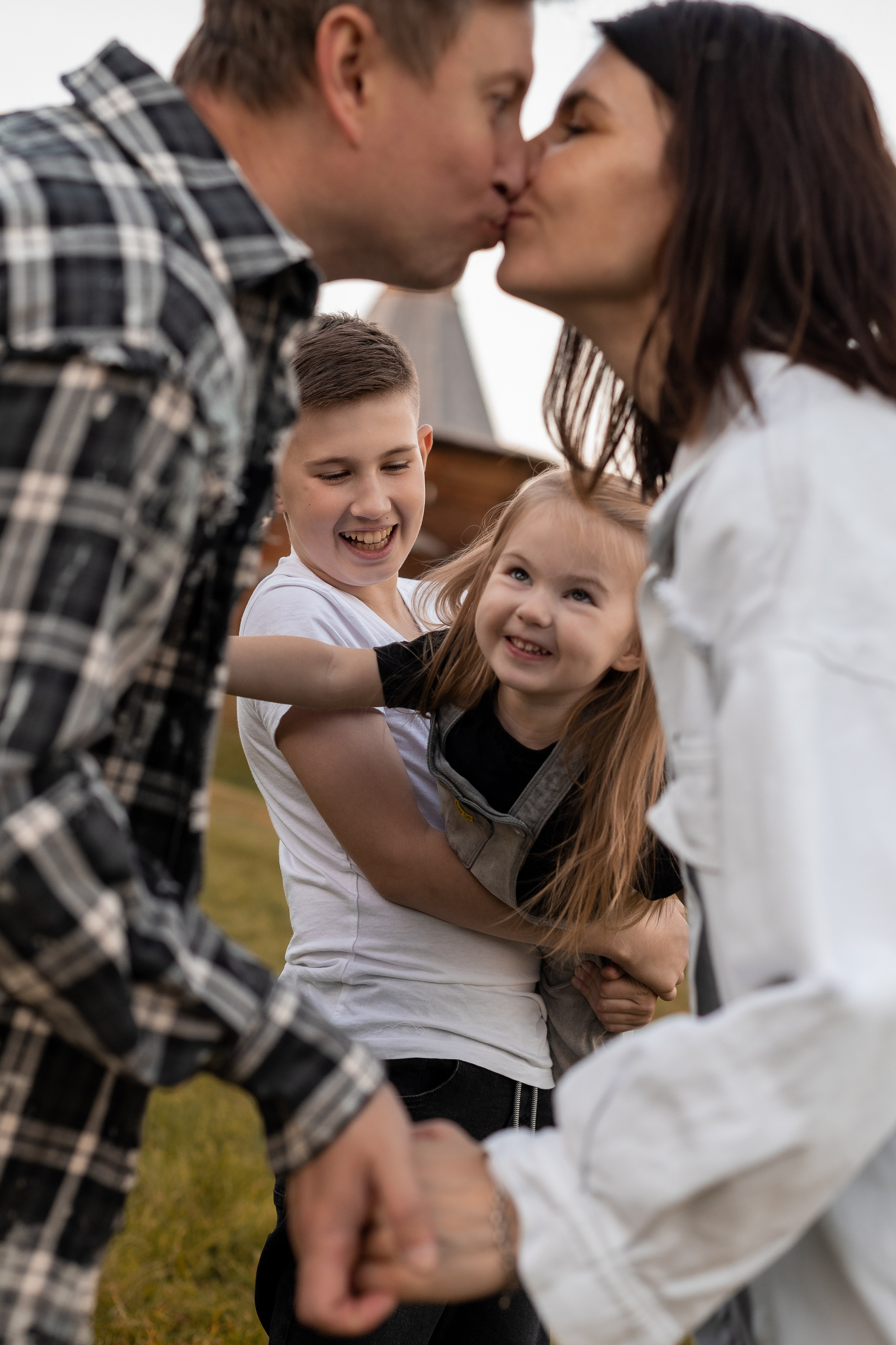 Витя, Аня, Киря и Миюша