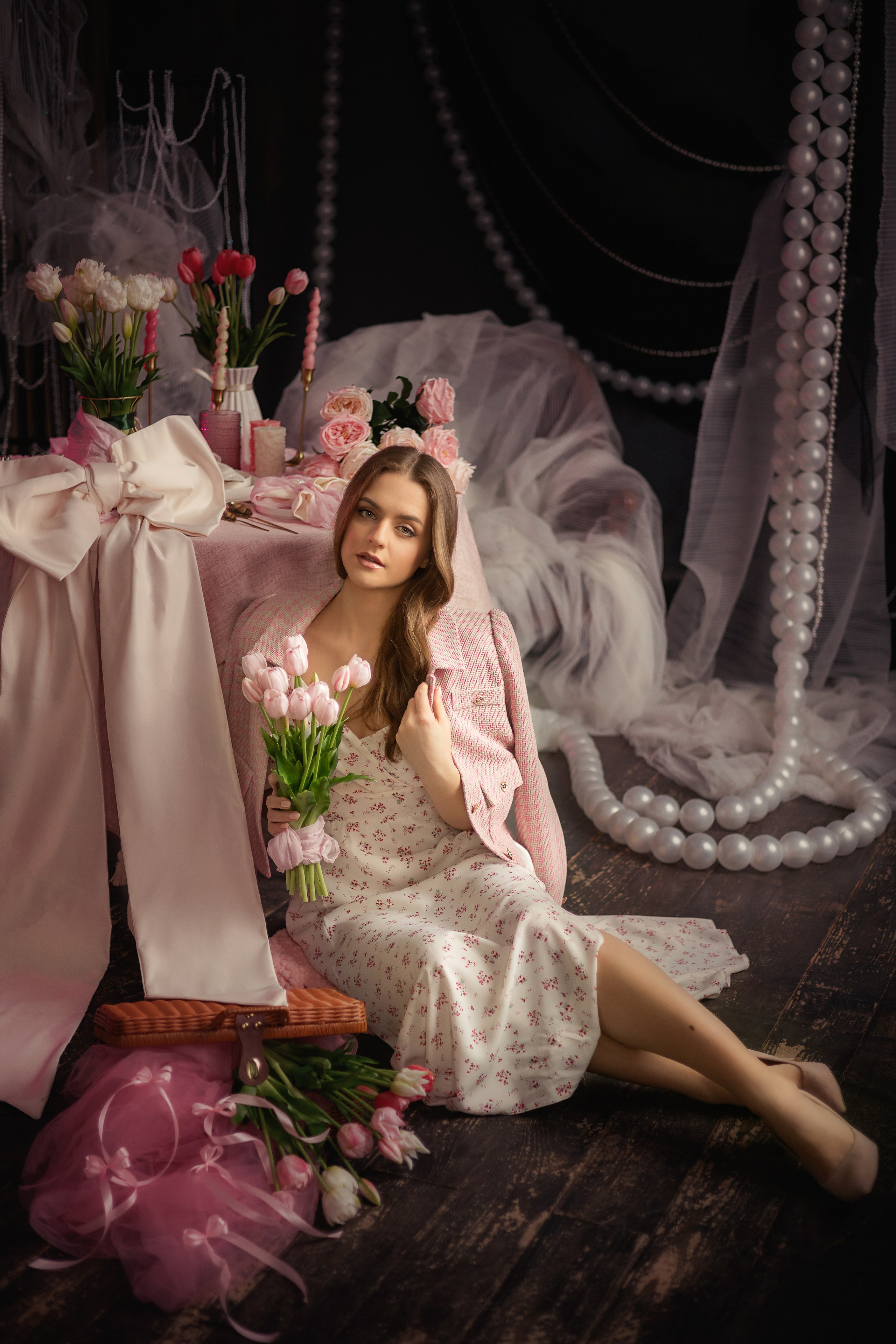 Весенний женский портрет в студии