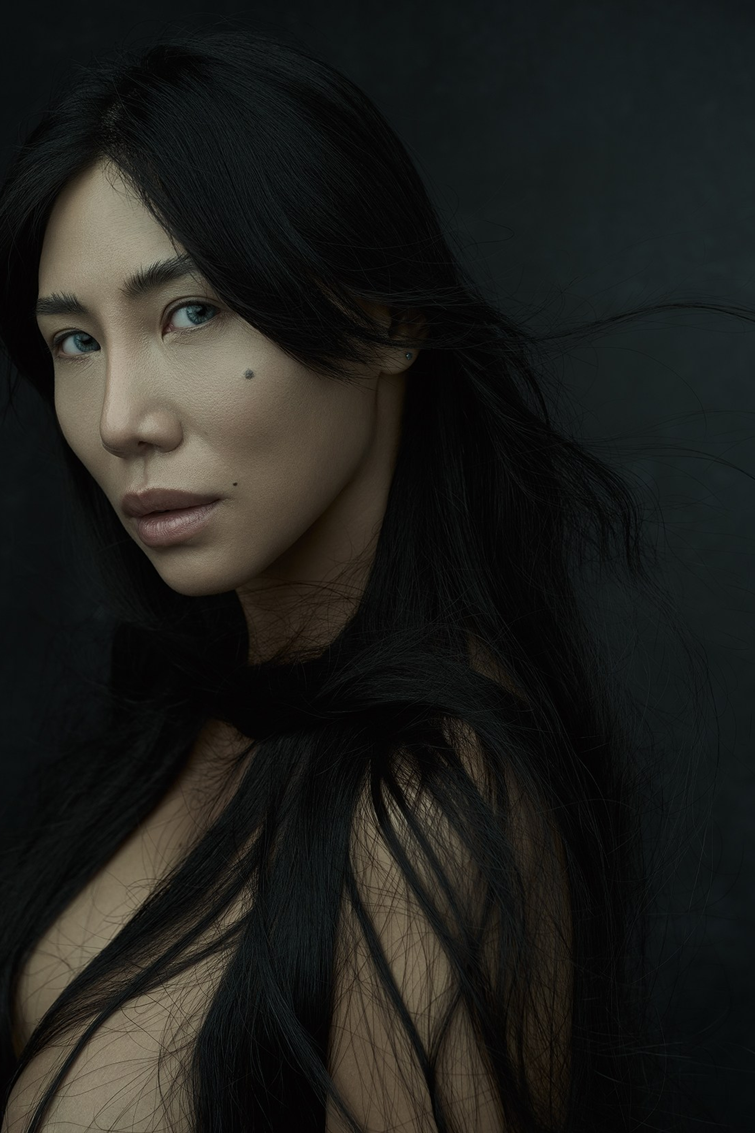 ЖЕНСКИЙ АРТ ПОРТРЕТ