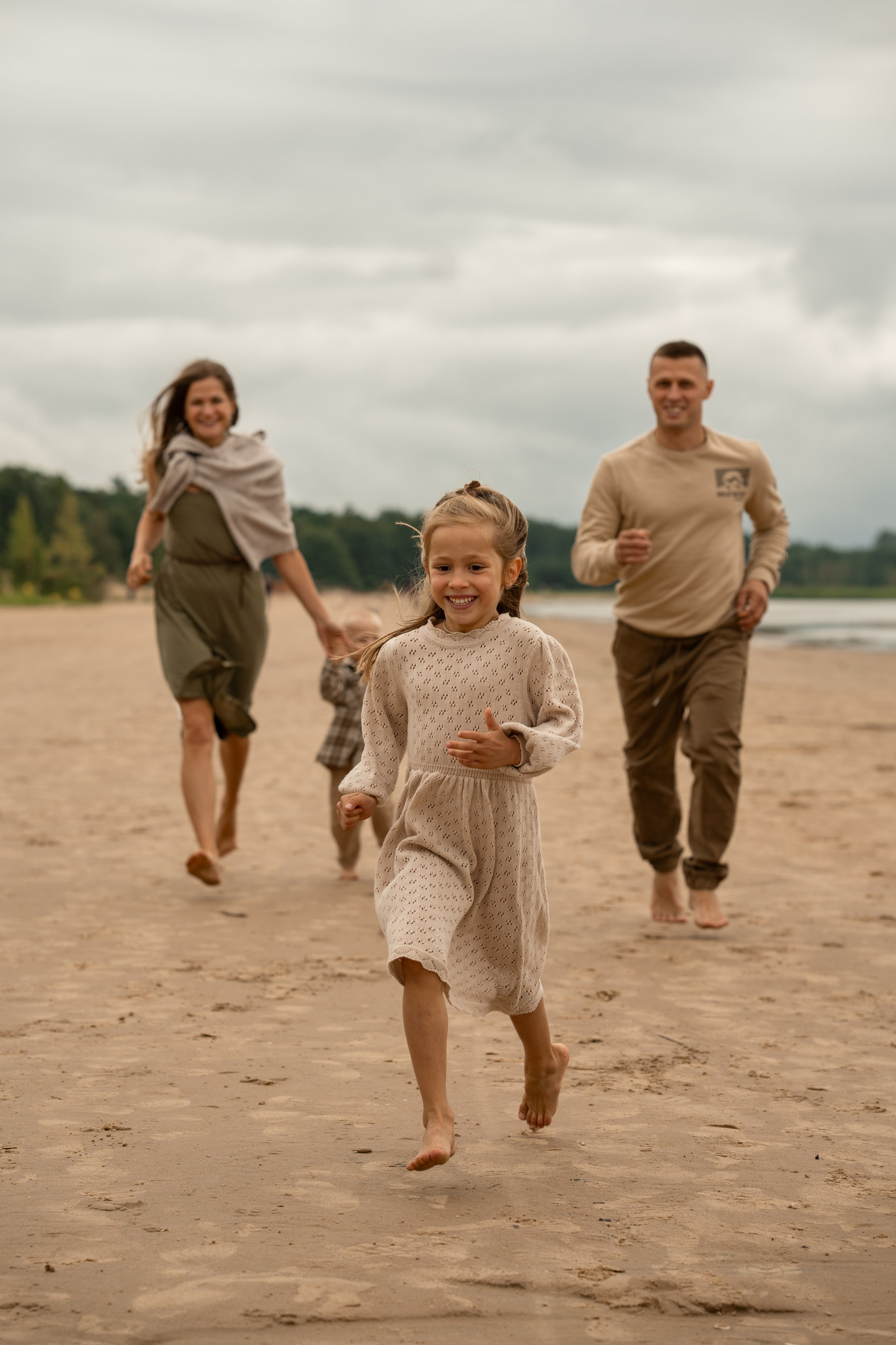 Где-то между дождями