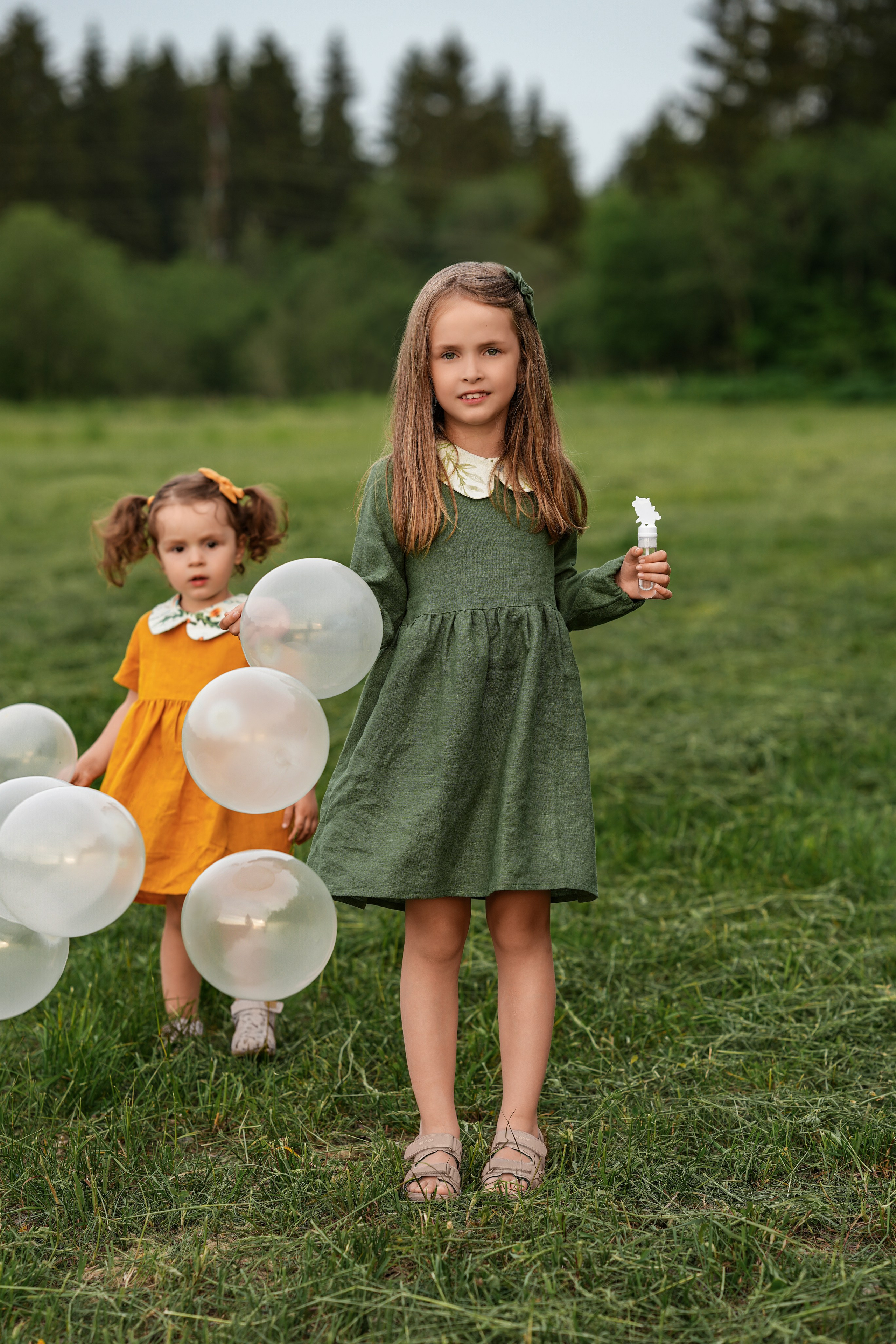 Ксюшенька, Кристиночка и Кирюшенька в поле