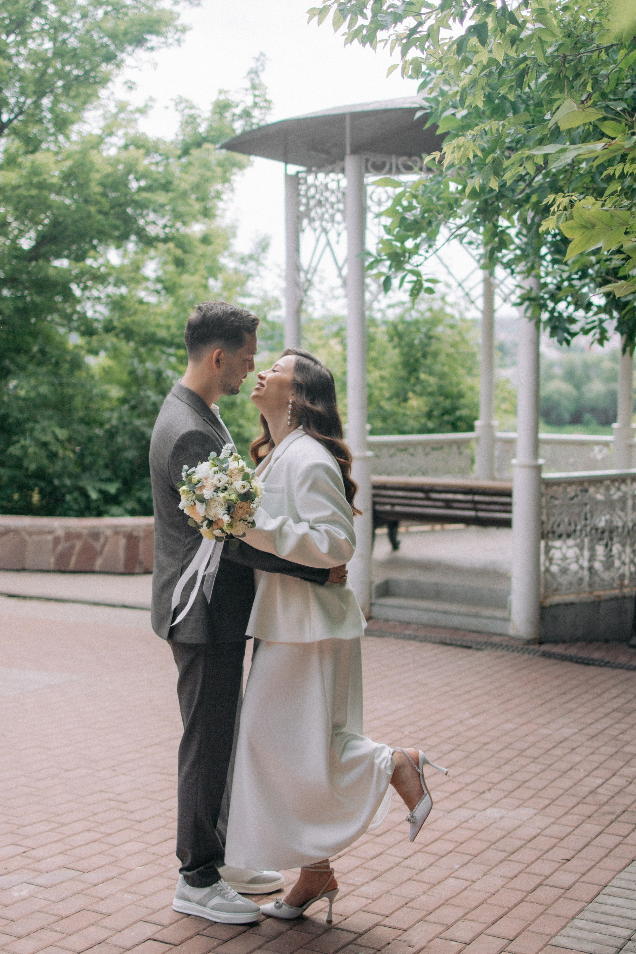 Азалия и Алмаз