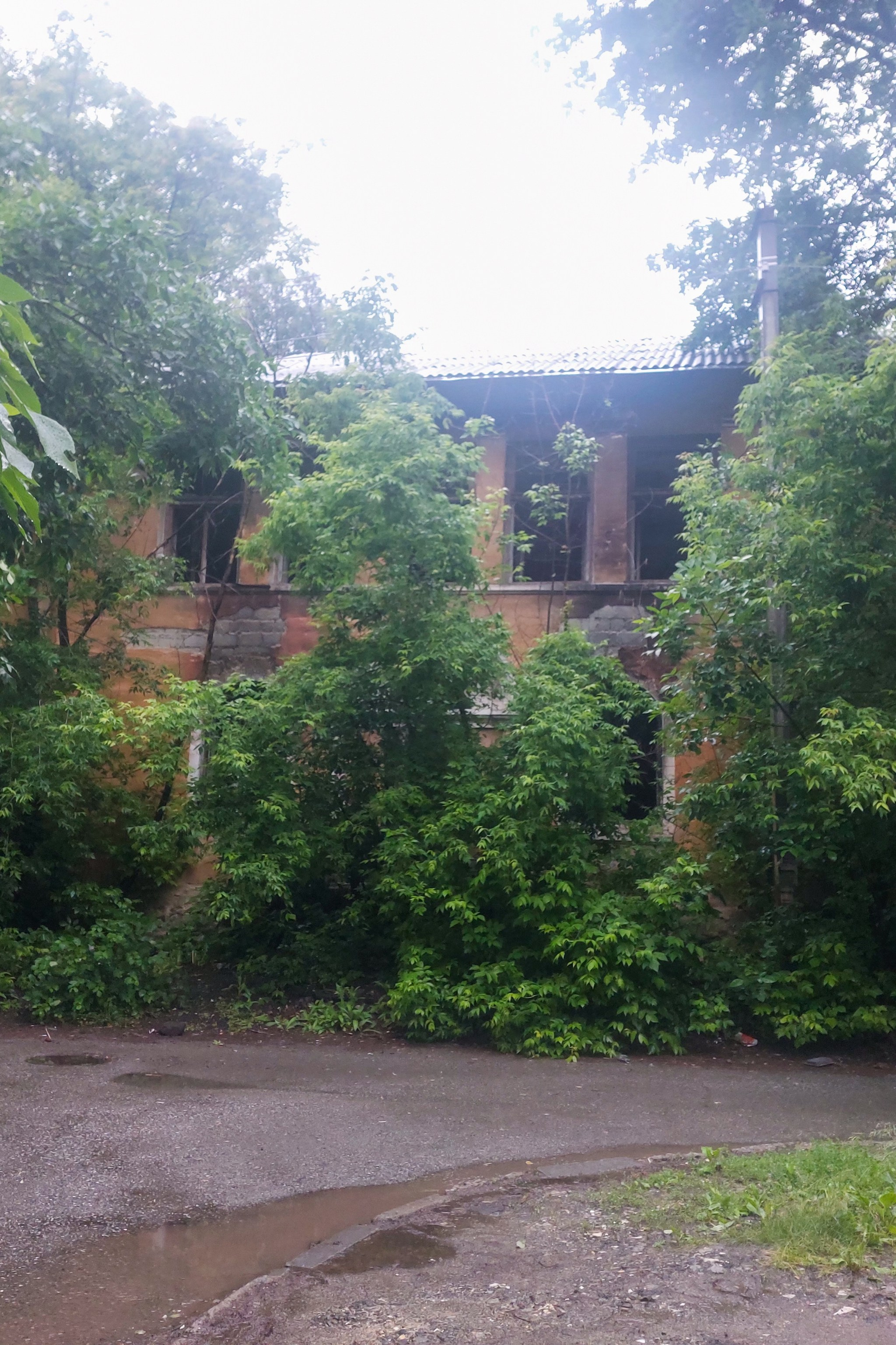 Пер.&nbsp;Суворовский
