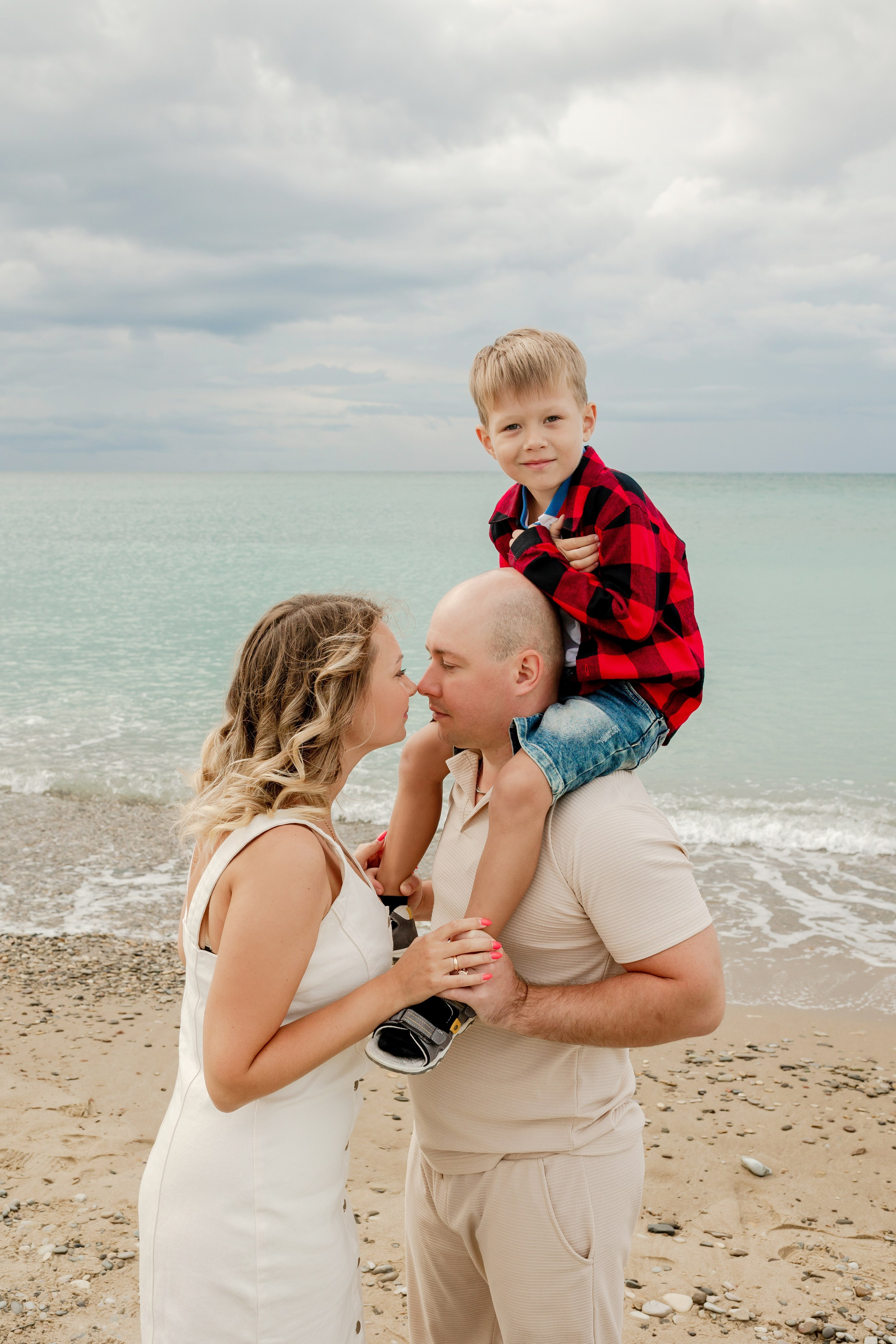 Алена, Сергей, Нина и Маша. Фотограф в Геленджике, Архипо-Осиповке, Абрау-Дюрсо, Кринице Виктория