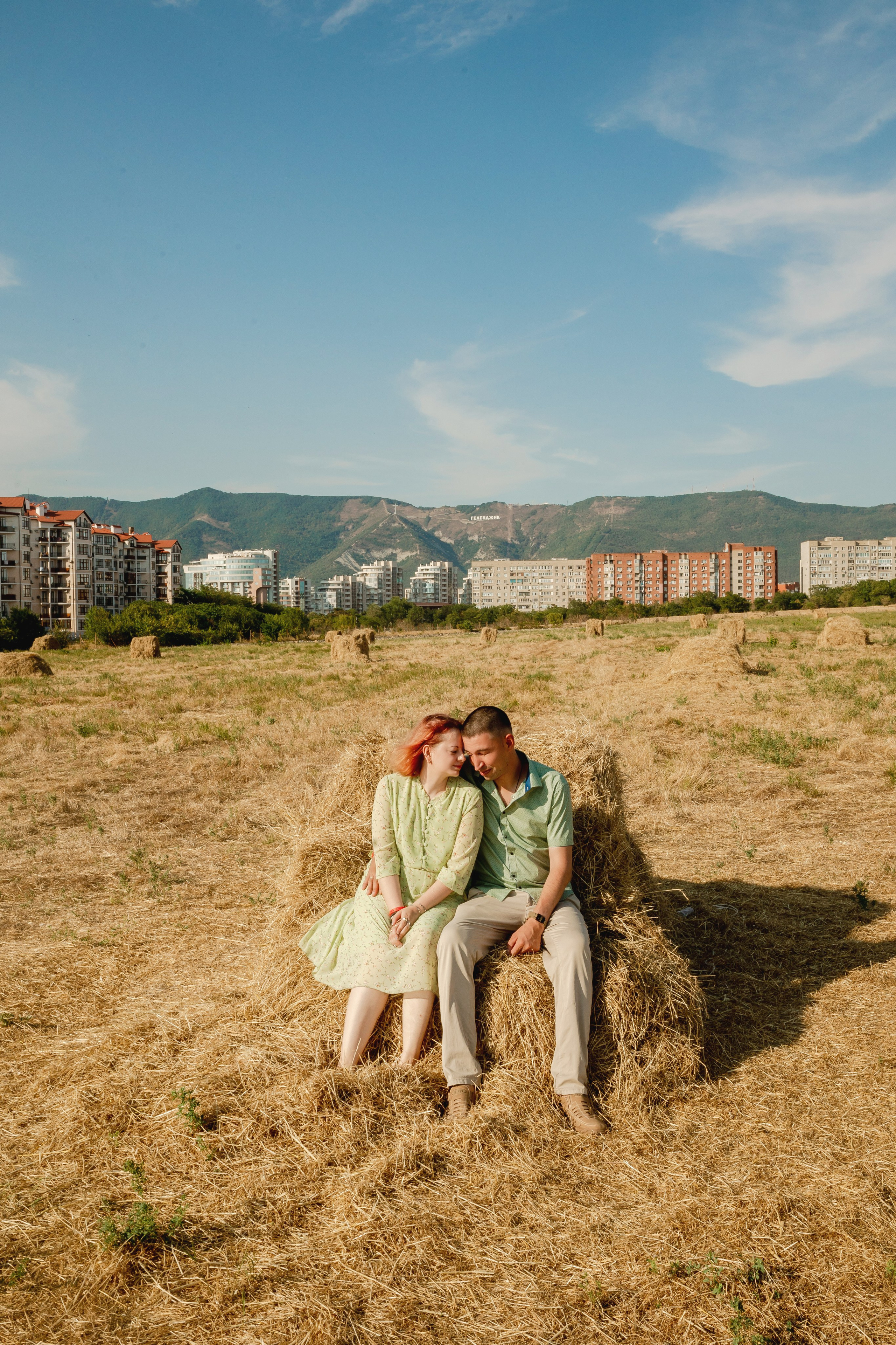 Екатерина и Александр с дочерьми. Фотограф в Геленджике, Архипо-Осиповке, Абрау-Дюрсо, Кринице Виктория