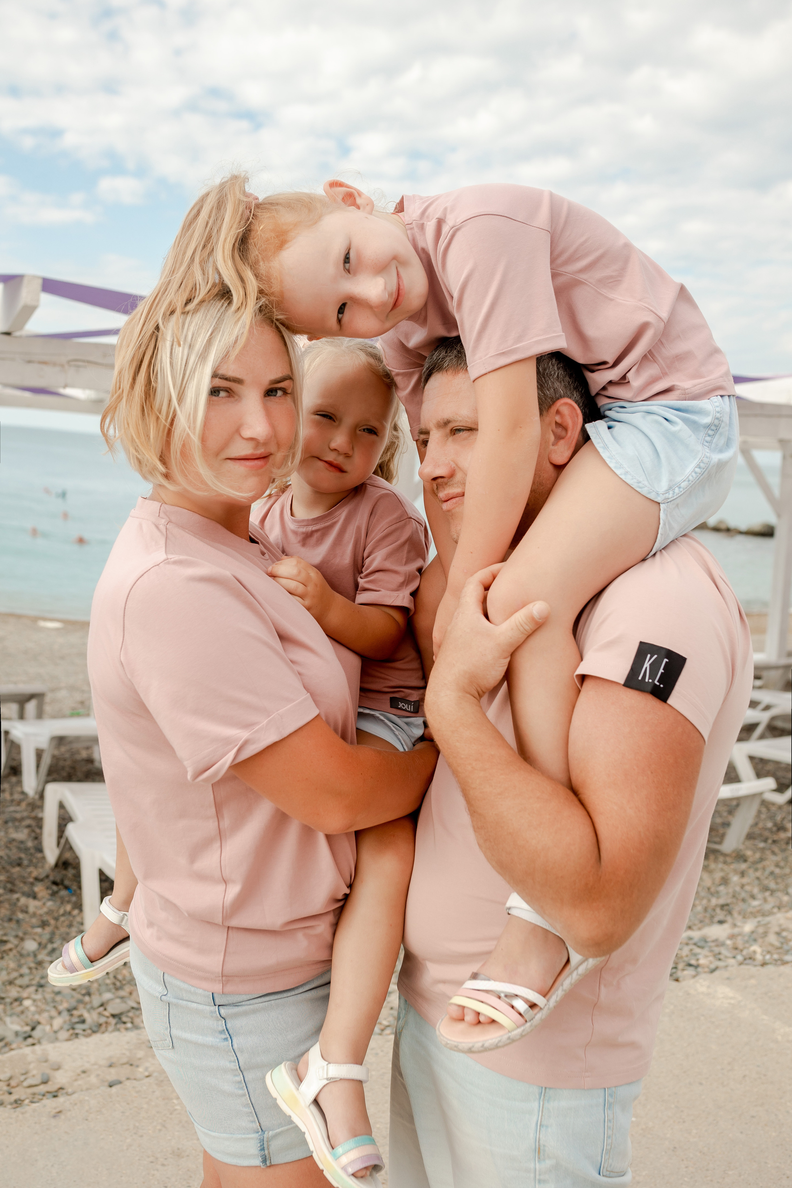 Юлия, Юрий и Павел. Фотограф в Геленджике, Архипо-Осиповке, Абрау-Дюрсо, Кринице Виктория
