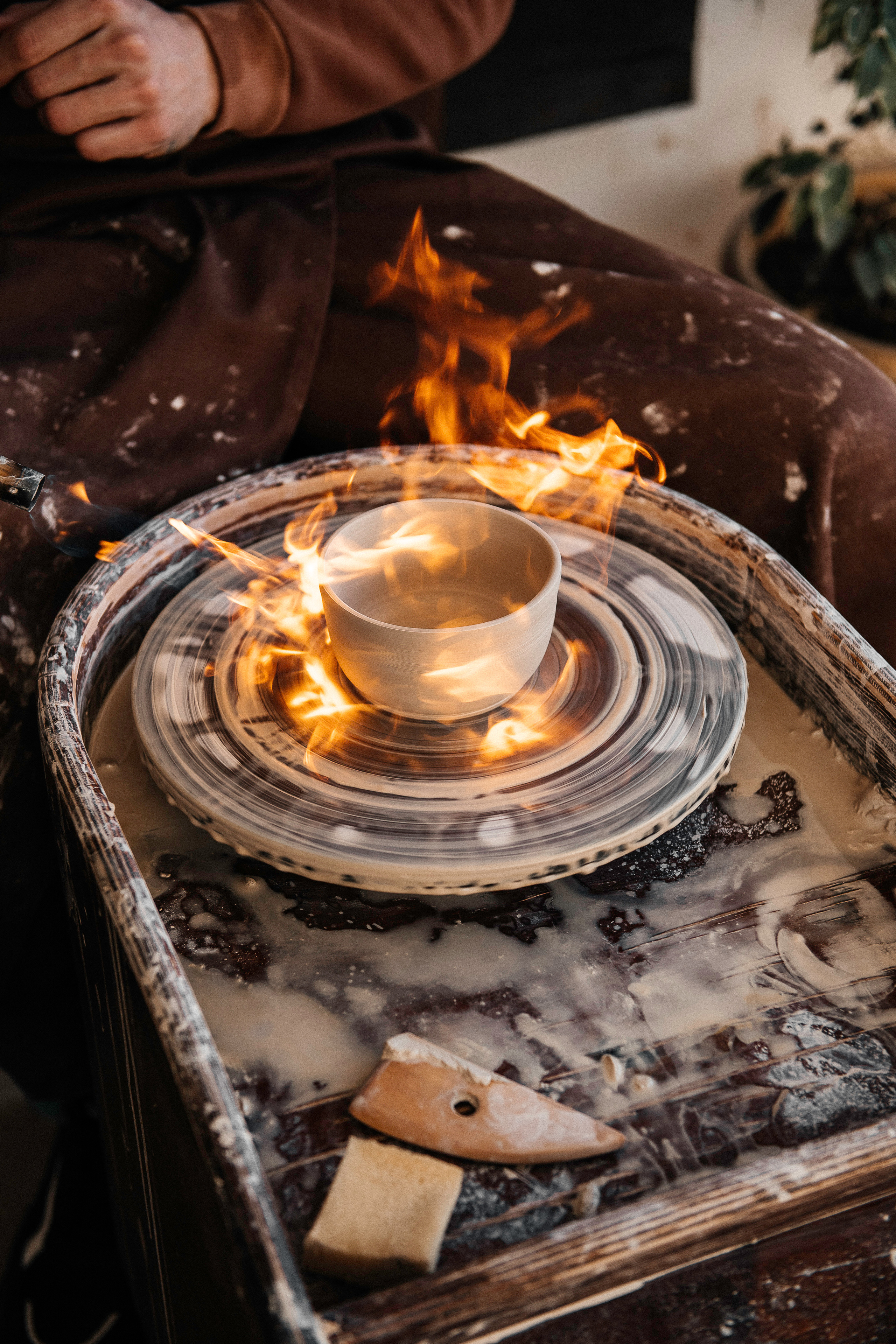 Семья Смирновых в Гончарной мастерской