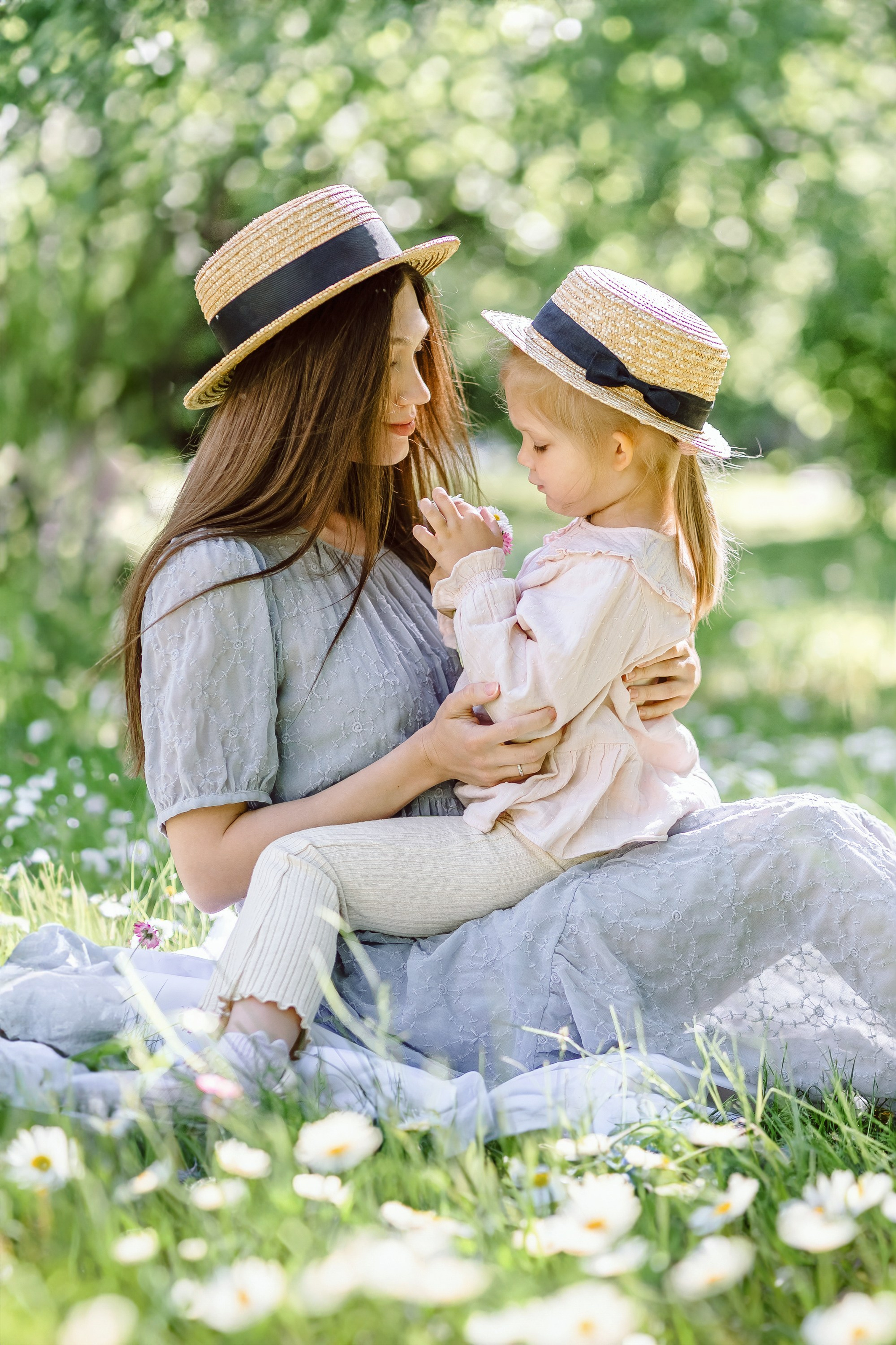 Мама и дочь