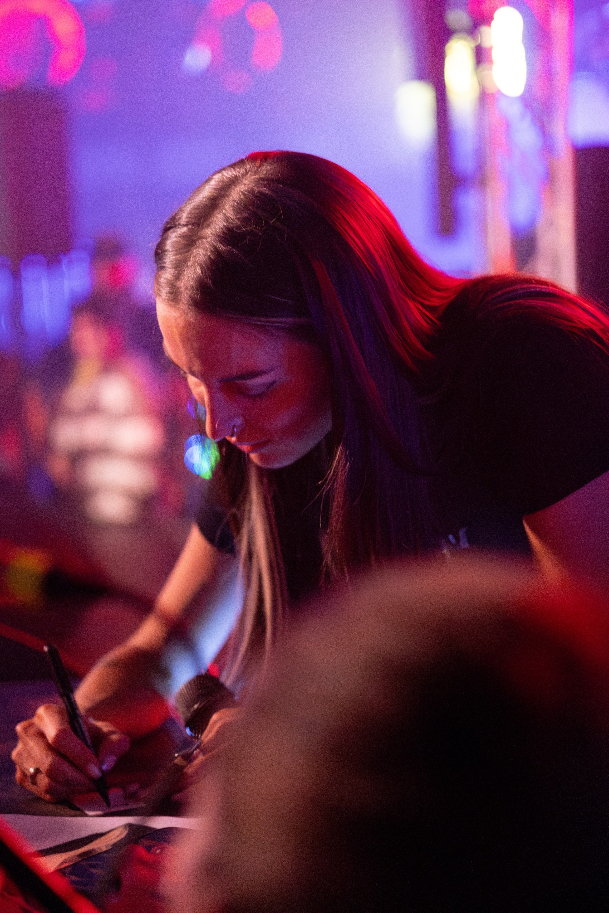 Истории. Фотограф Красноярск съемки лавстори, фотосессия в студии, портретная съемка, творческие фотосессии