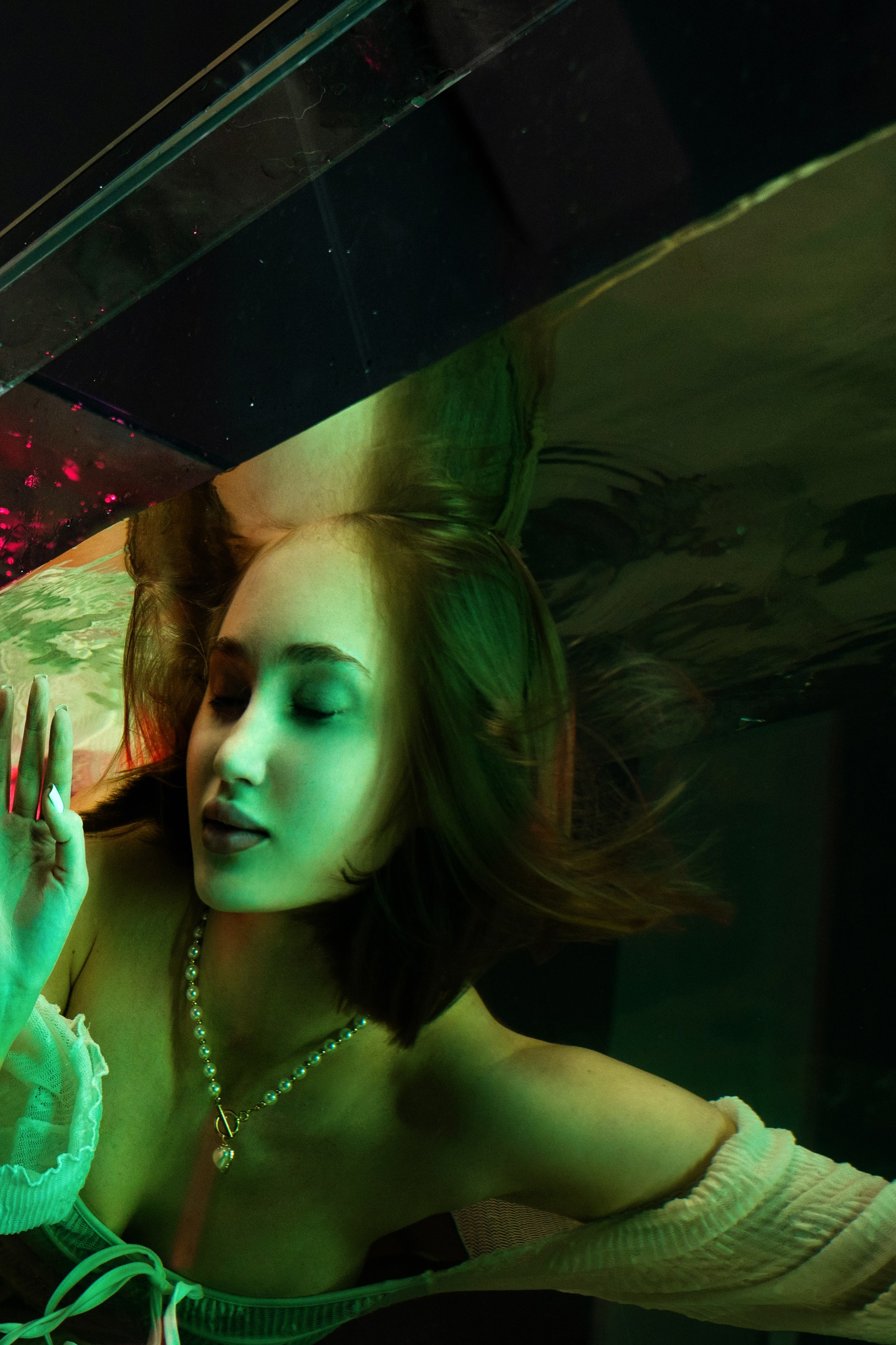 Фотосессия Анастасии в мото мастерской. Студийный и Рекламный Фотограф в Екатеринбурге Сергей Минин