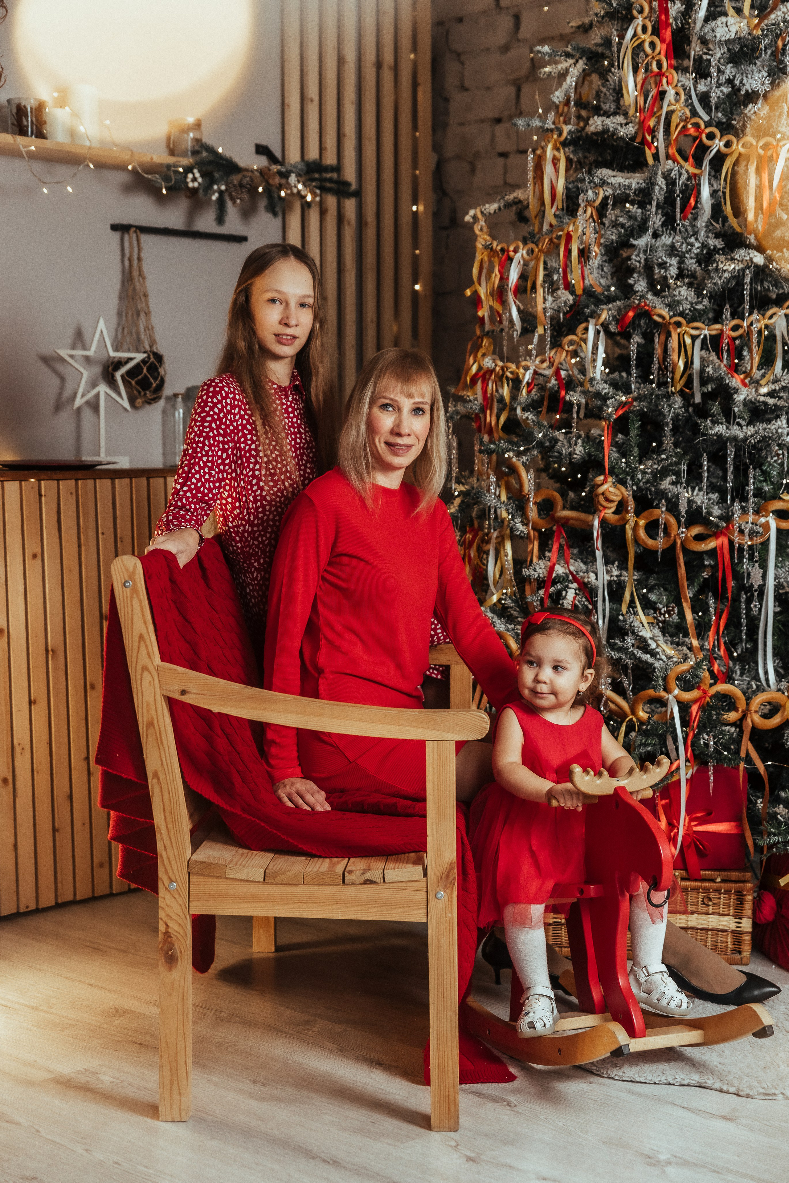 ОКСАНА и ДЕВОЧКИ. Ольга Козлова фотограф Волгоград olkiny-fotki.ru