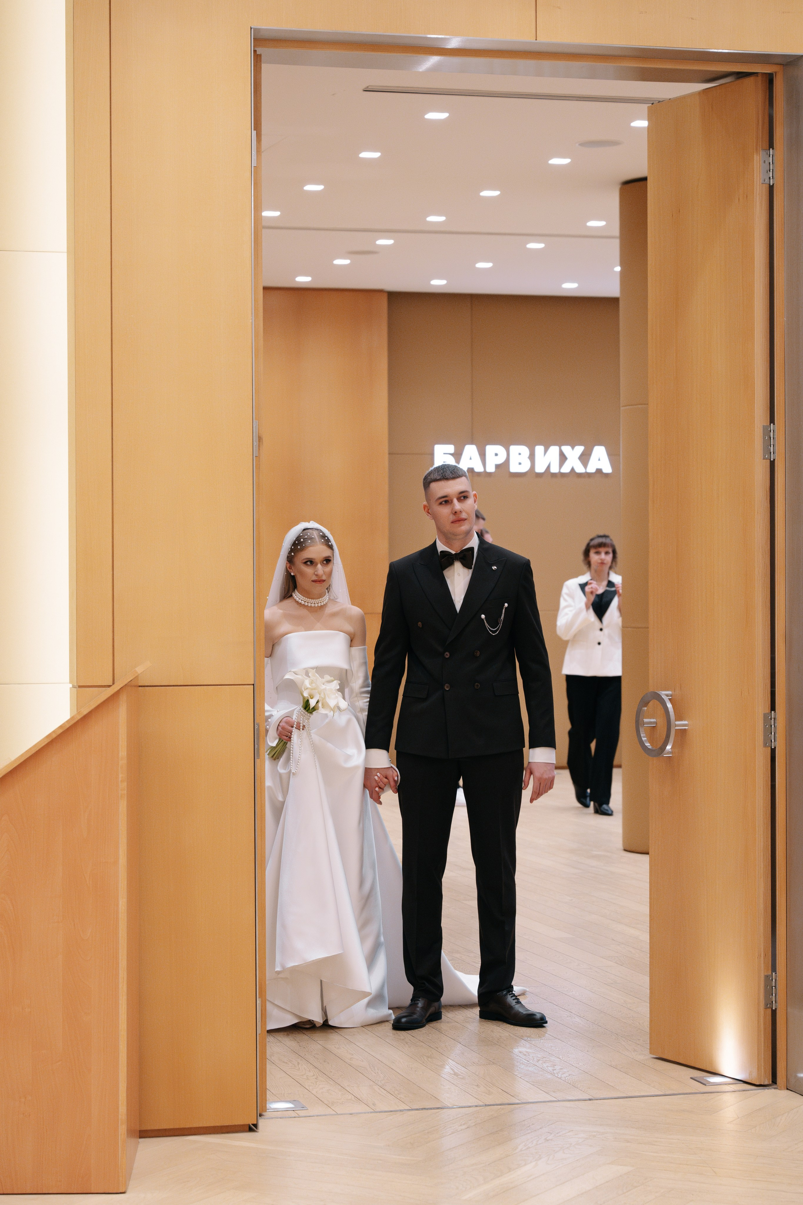 Образы на утро невесты и жениха. Свадебный видеограф и фотограф в Москве Никонова Анна