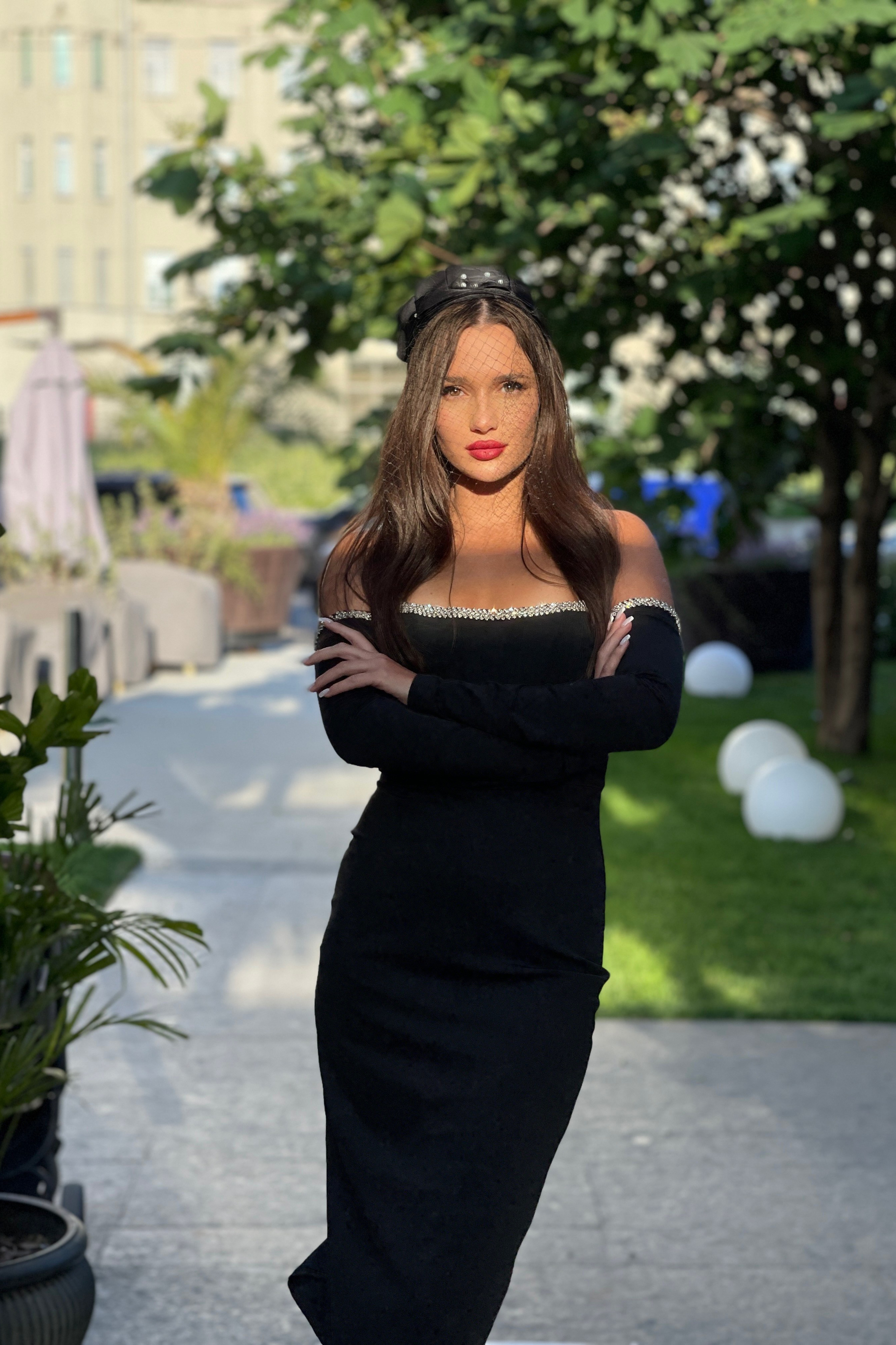 Каталог моделей девушек, женщин для маркетплейсов. Предметная фотостудия AURA