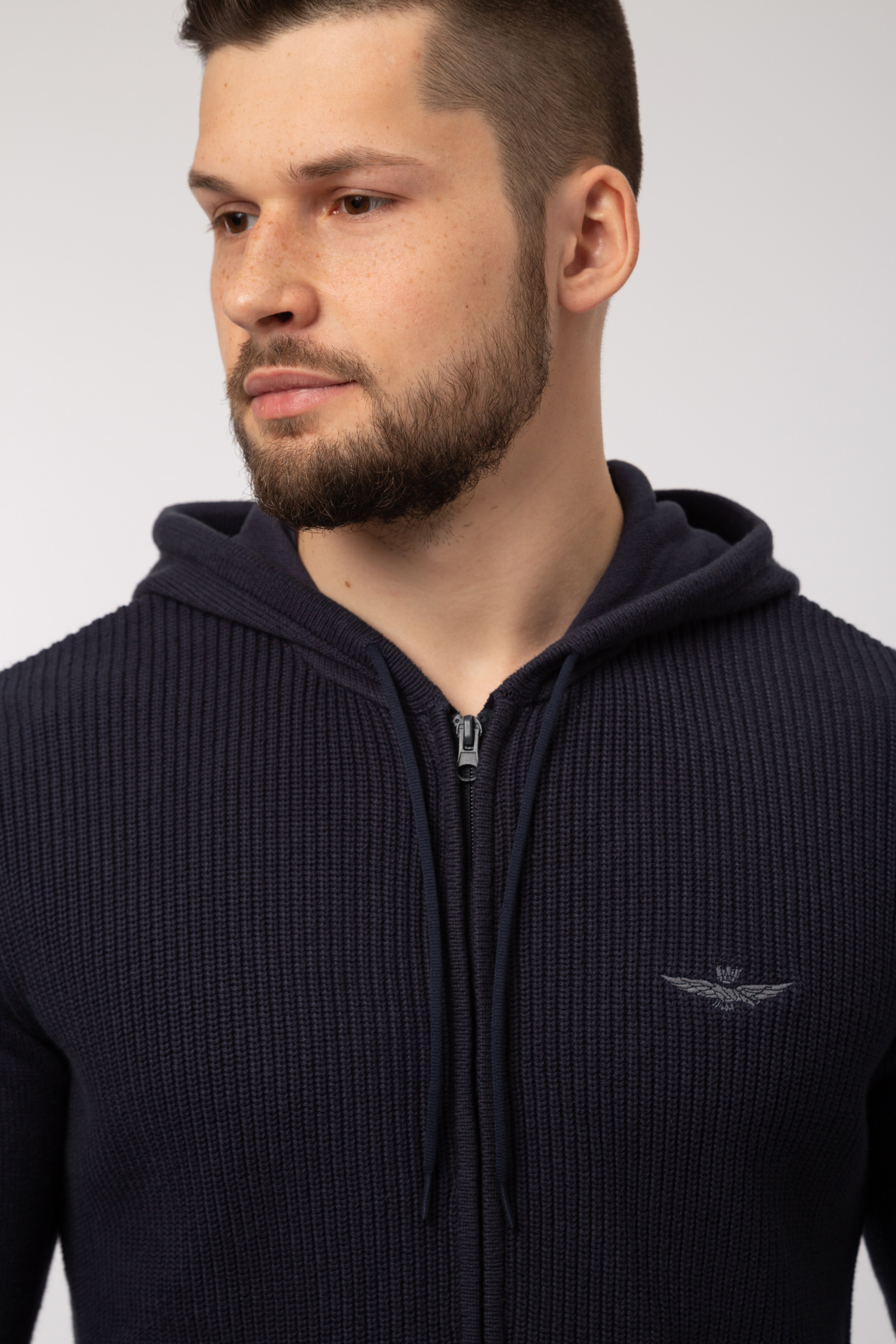 Фотосъёмка одежды и обуви для маркетплейсов | Москва Фотостудия AURA | АУРА. Предметная фотостудия AURA