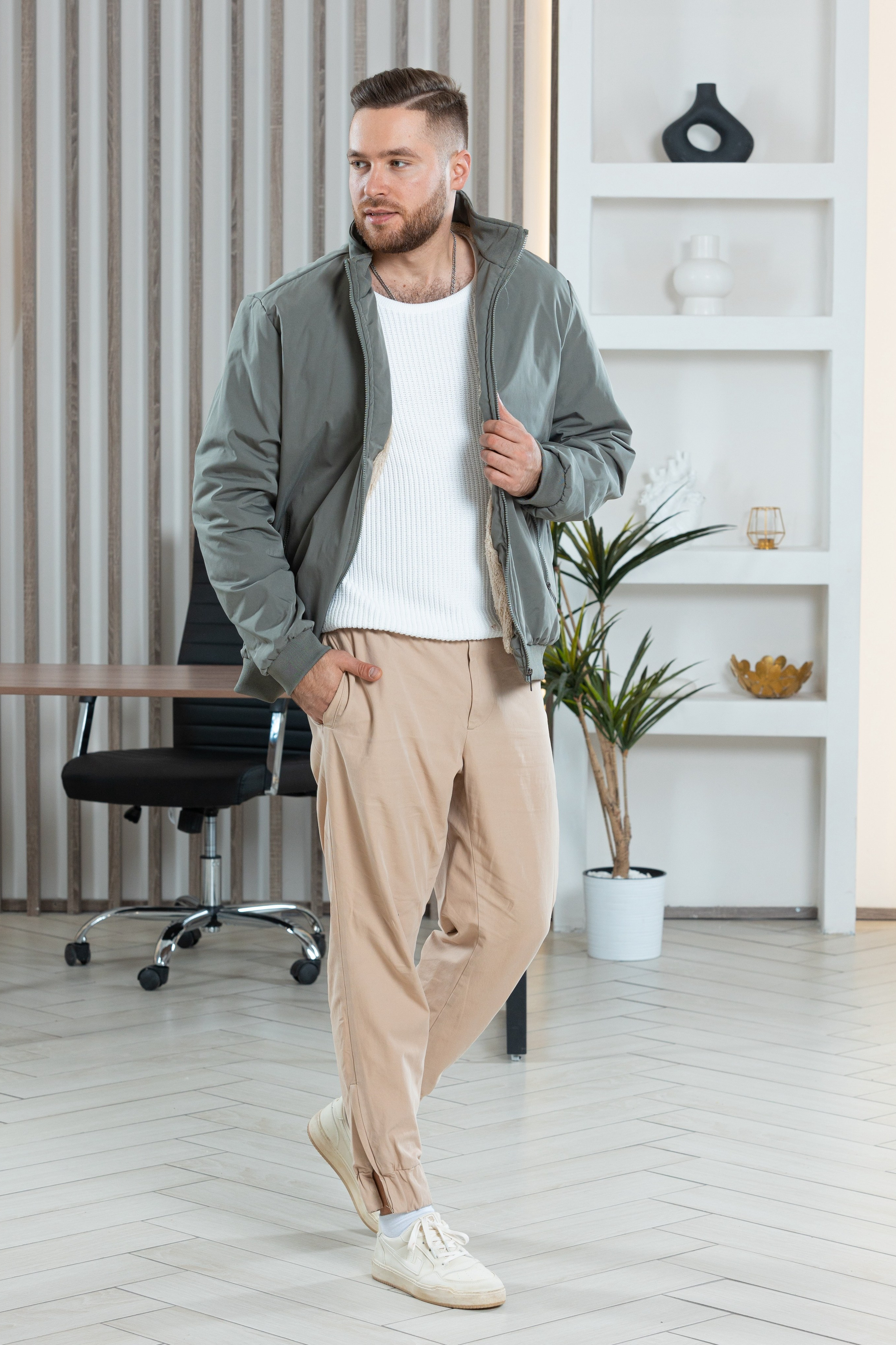 Александр 52 — XL / рост — 190. Предметная фотостудия AURA