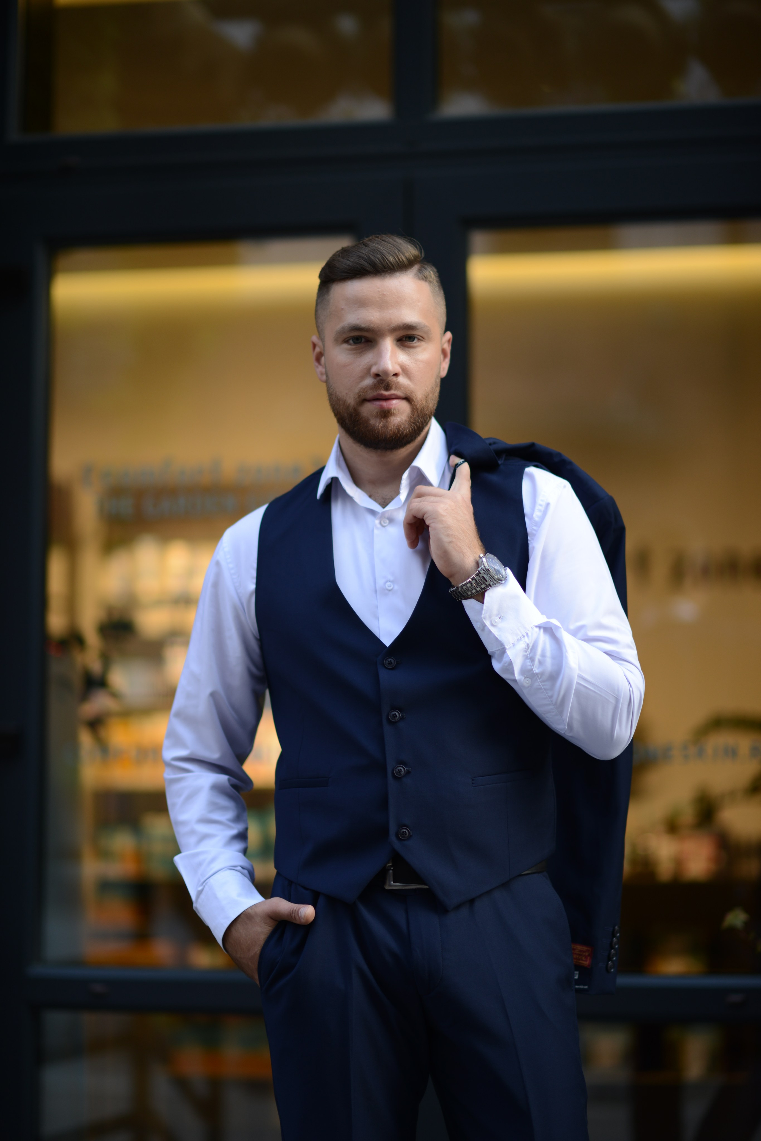 Александр 52 — XL / рост — 190. Предметная фотостудия AURA