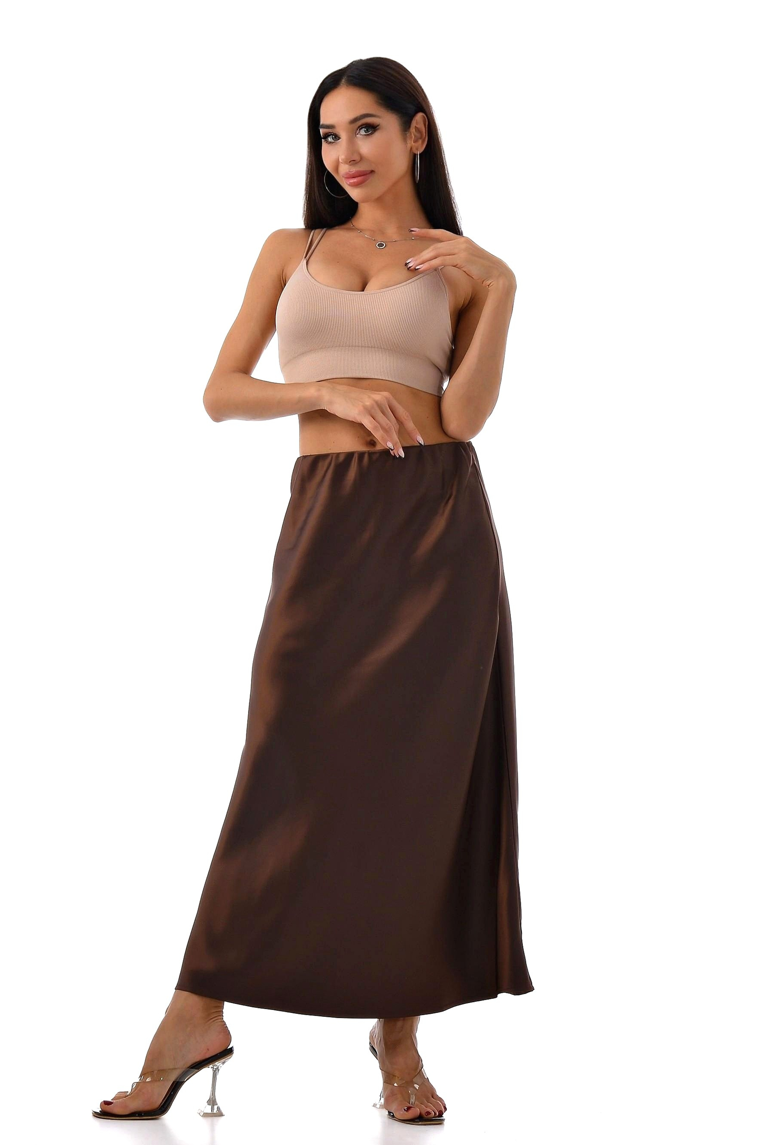 Каталог моделей девушек, женщин для маркетплейсов. Предметная фотостудия AURA