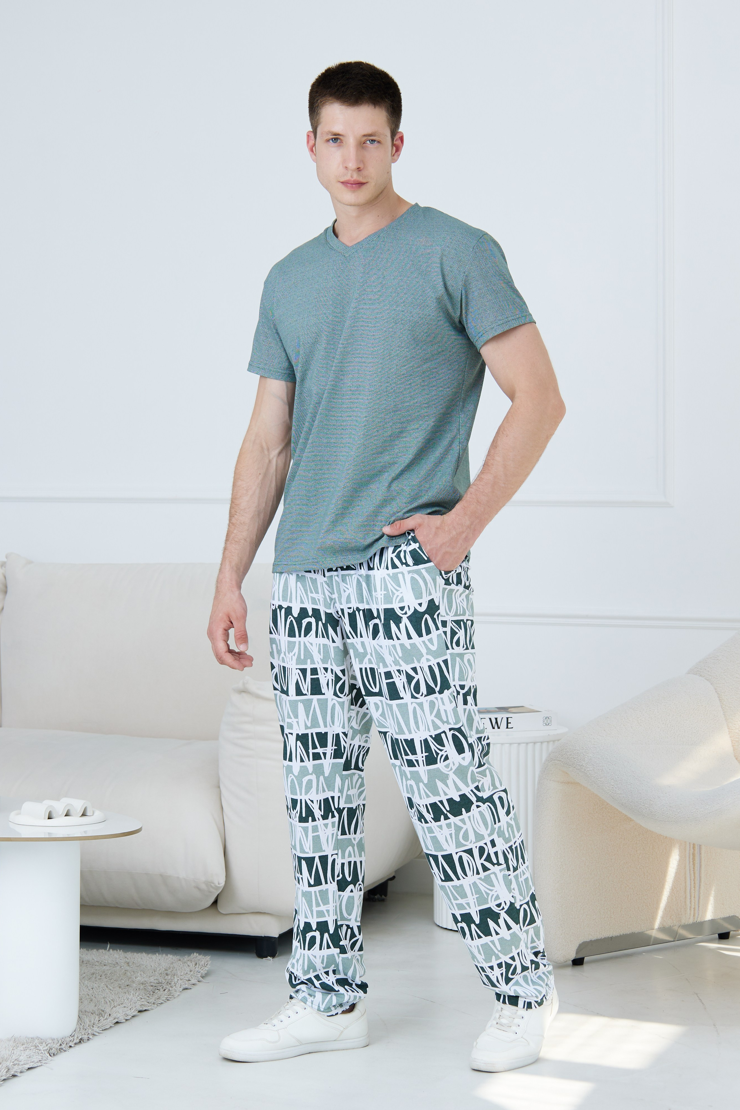 Иван 52 — XL / рост — 187. Предметная фотостудия AURA