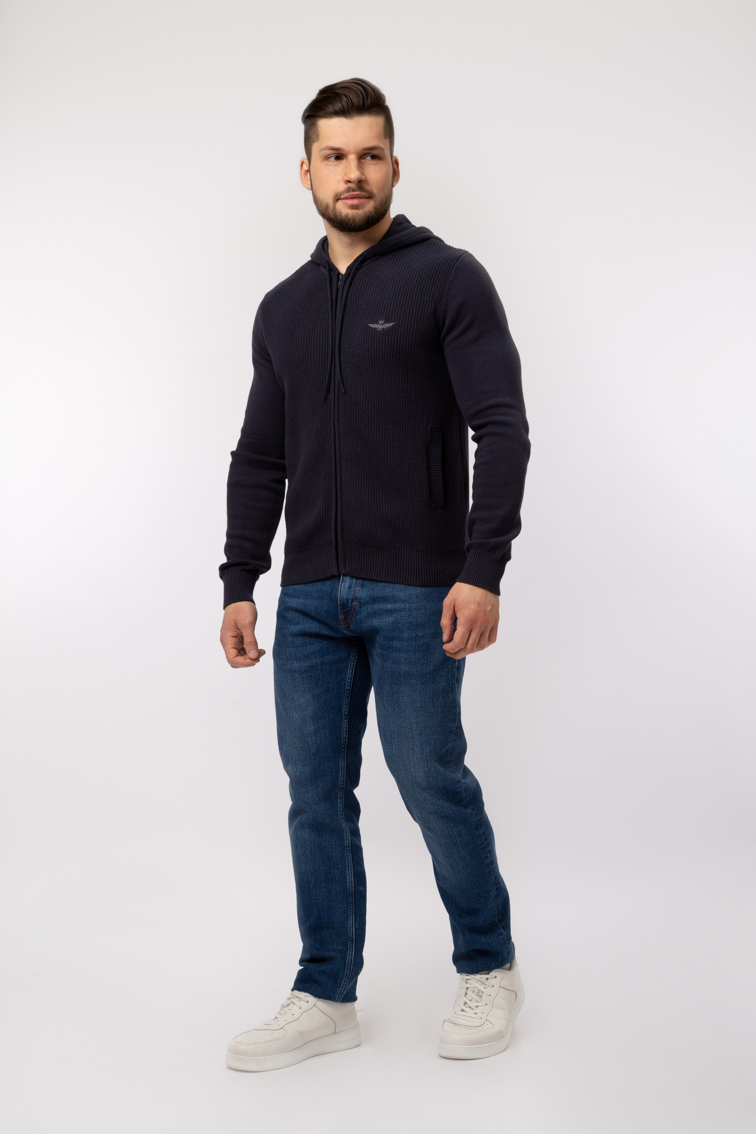 Фотосъёмка одежды и обуви для маркетплейсов | Москва Фотостудия AURA | АУРА. Предметная фотостудия AURA