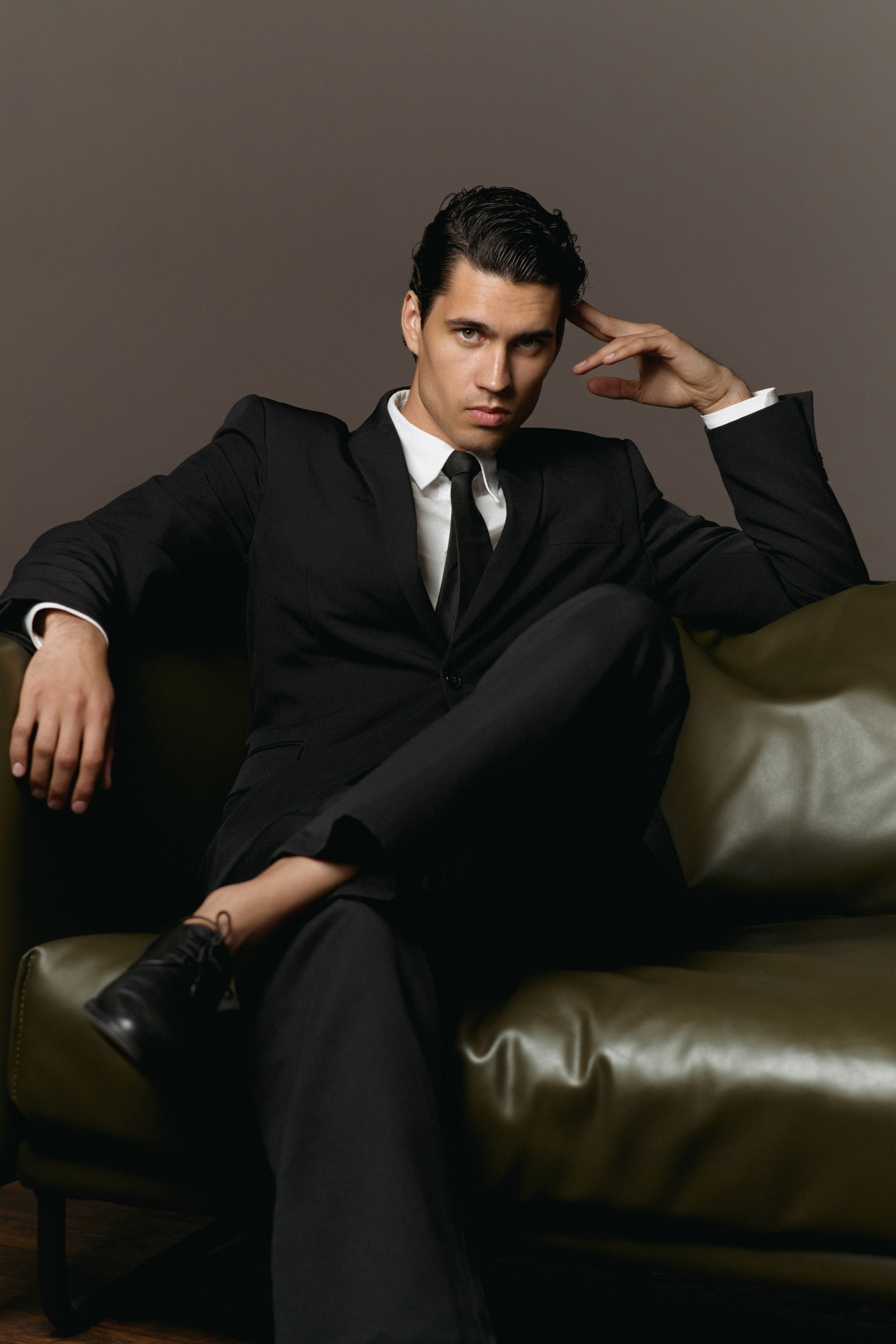 Владислав 50 — L / рост — 188. Предметная фотостудия AURA