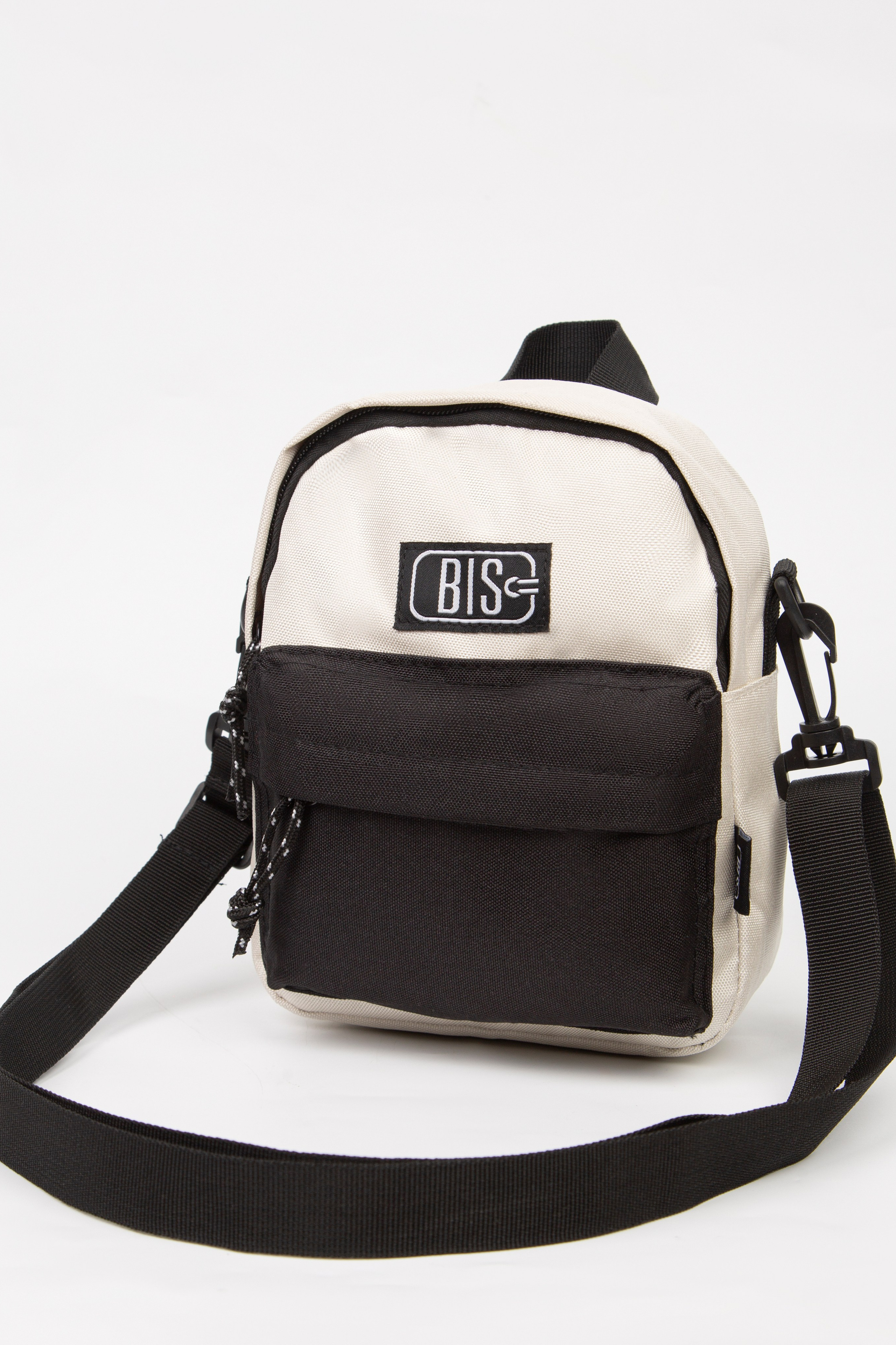 Фото сумок и аксессуаров для маркетплейсов | Фотограф в Москве Фотостудия AURA | АУРА. Предметная фотостудия AURA