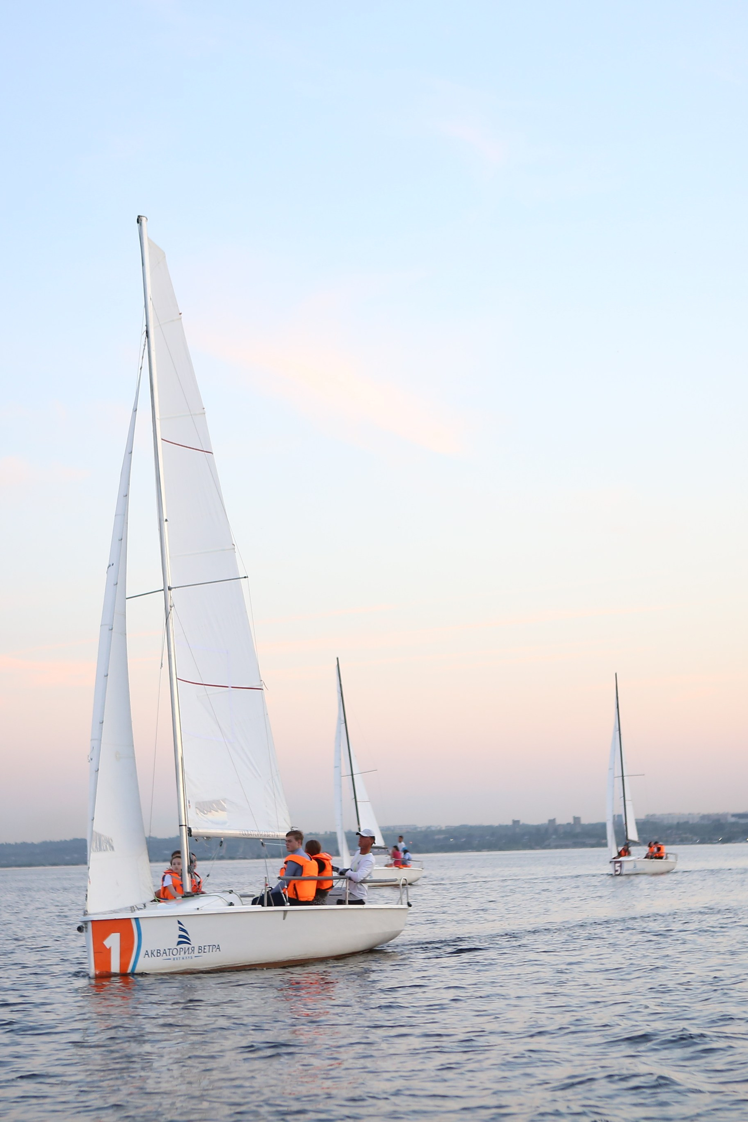 Яхт клуб: Акватория Ветра