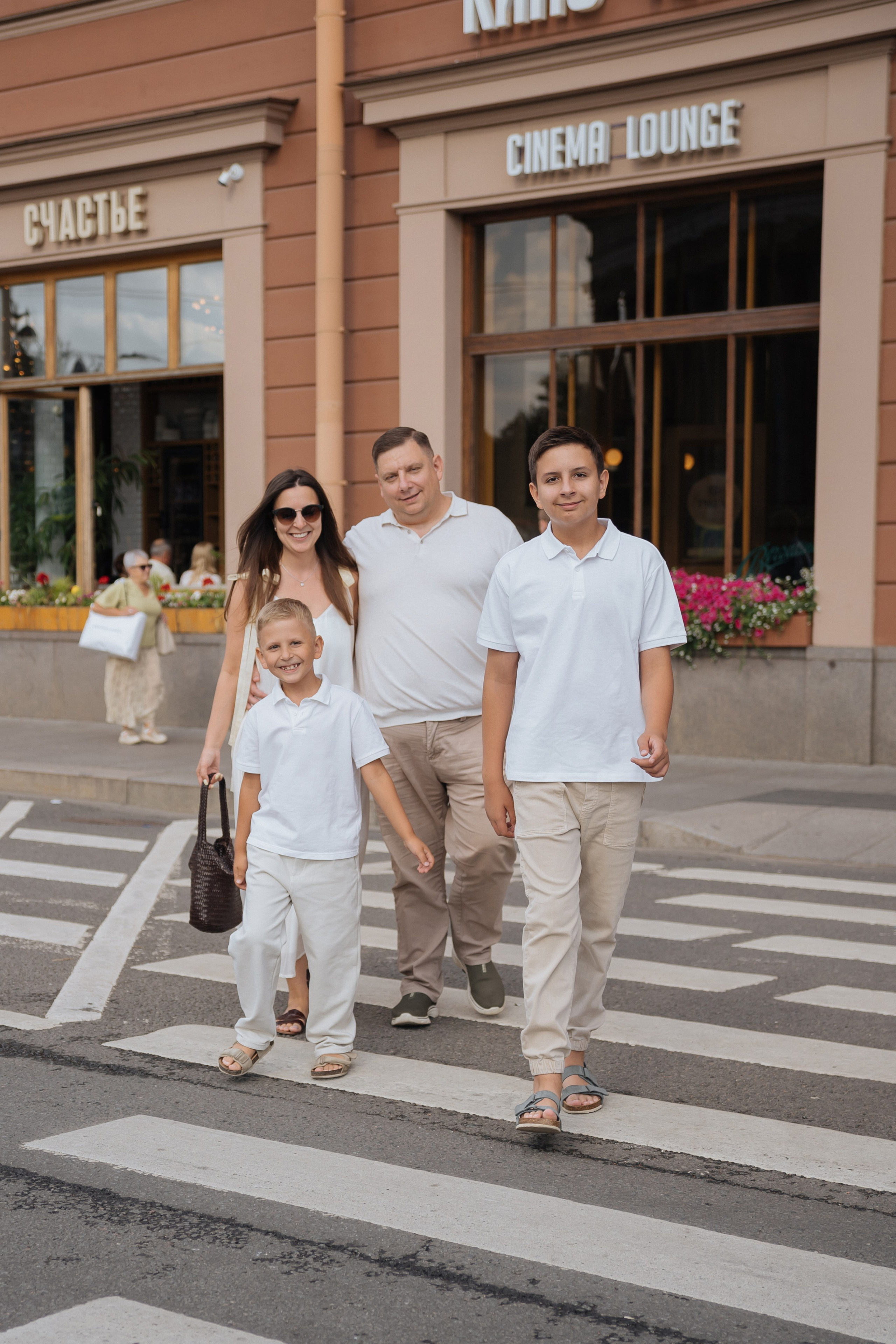 Таня/Рома/Леша/Митя