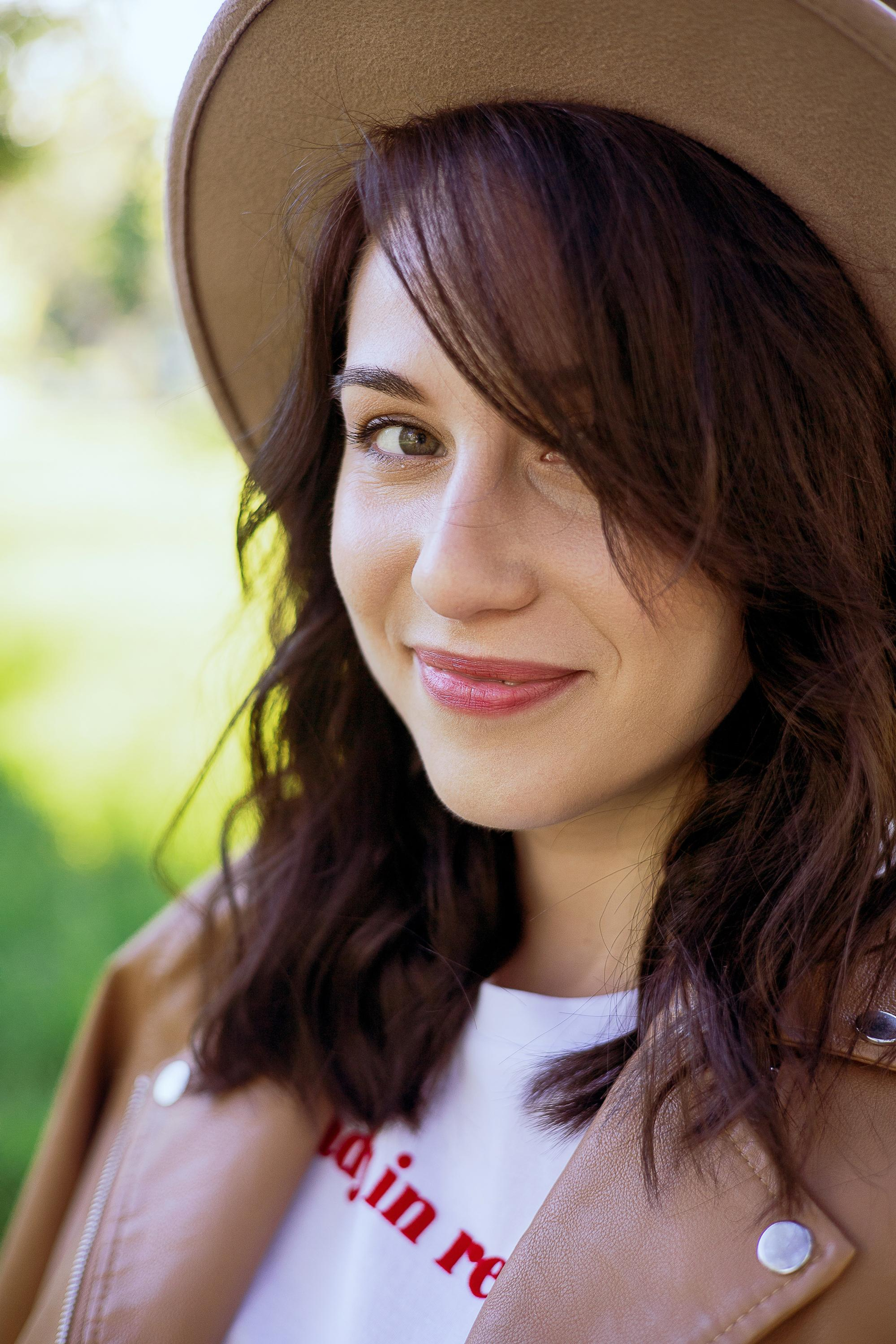 Проект в цветущих садах. 22.05.22. Алиса Сафина — Фотограф Тверь. Организация фотосессий под ключ