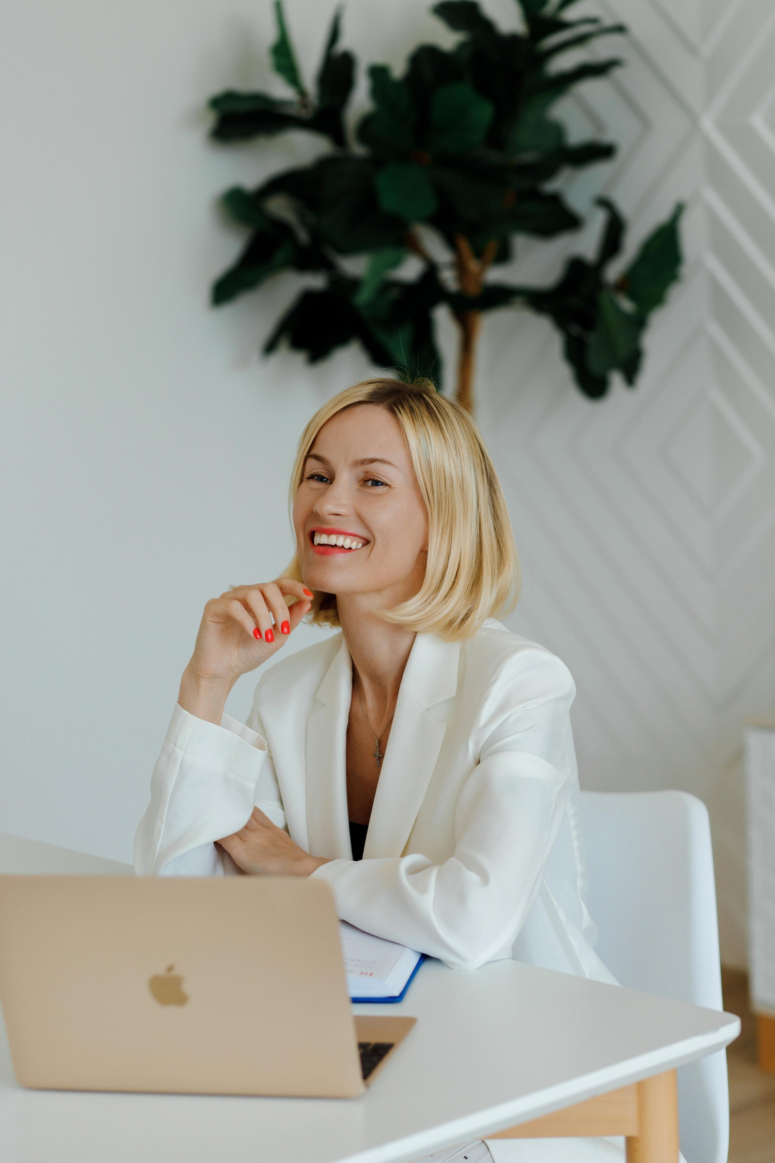 Имиджевая фотосессия для Людмилы — руководителя сети детских садов.