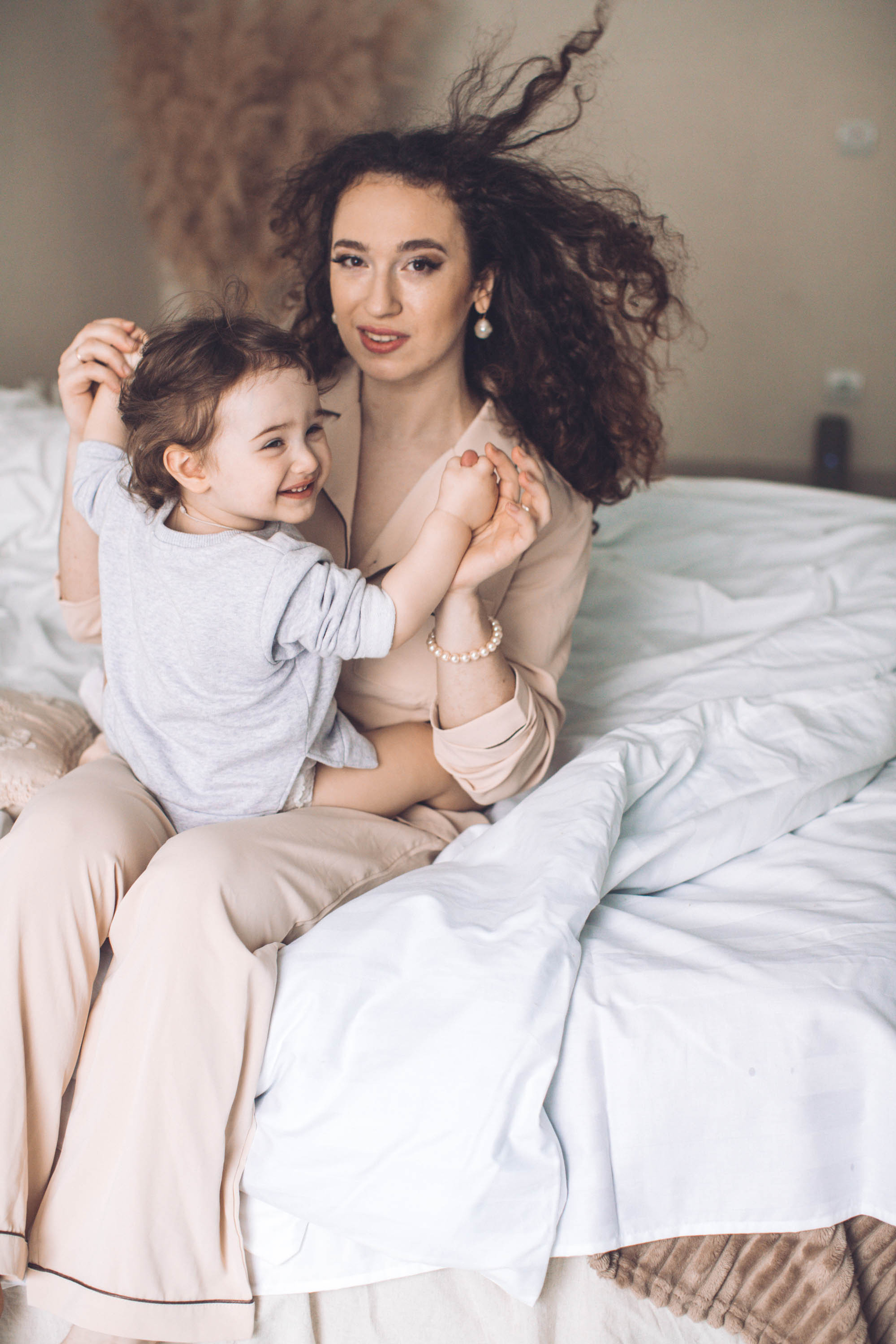 Анна с дочкой