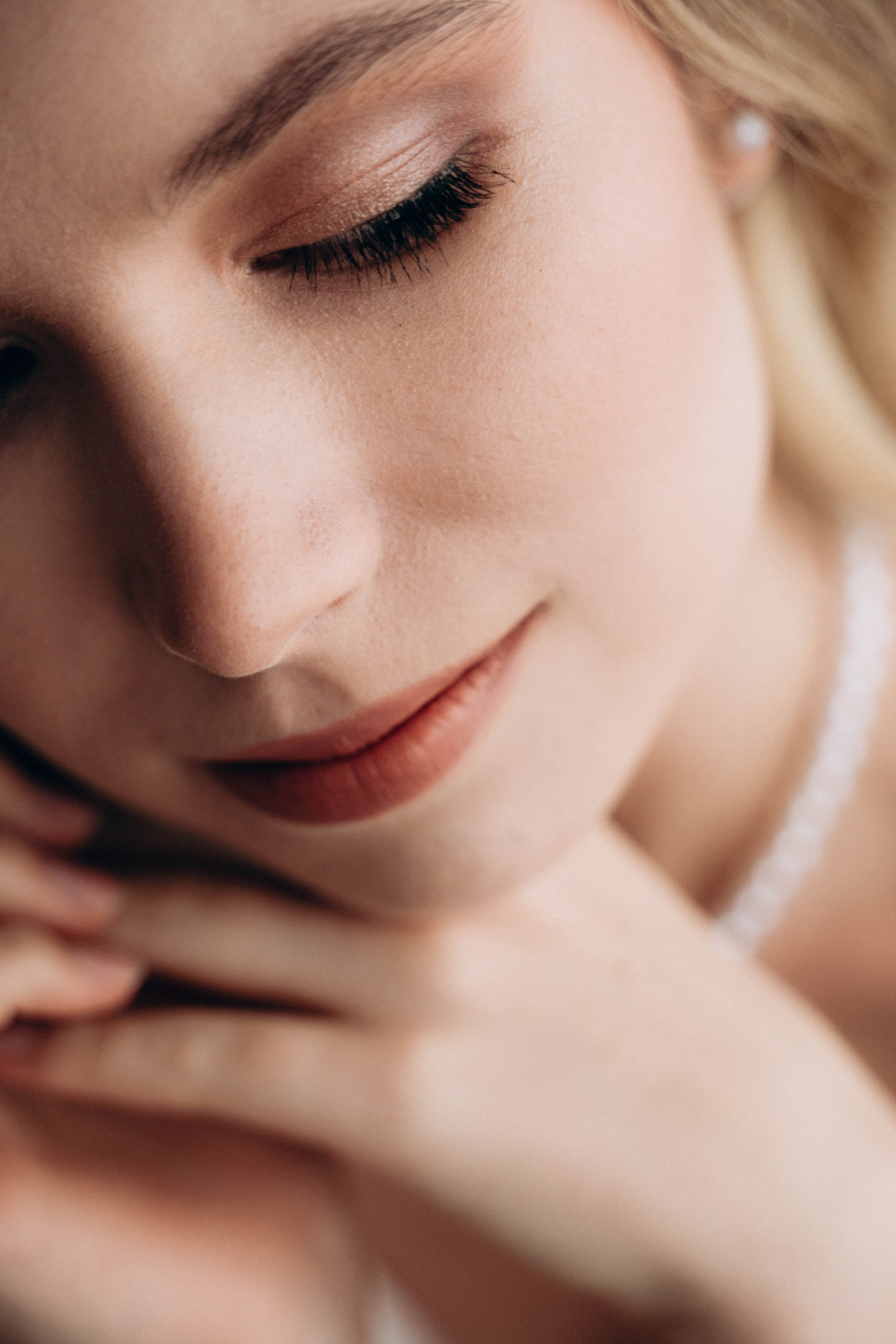 Невесты. Визажист и стилист по волосам в Москве Семенова Алена