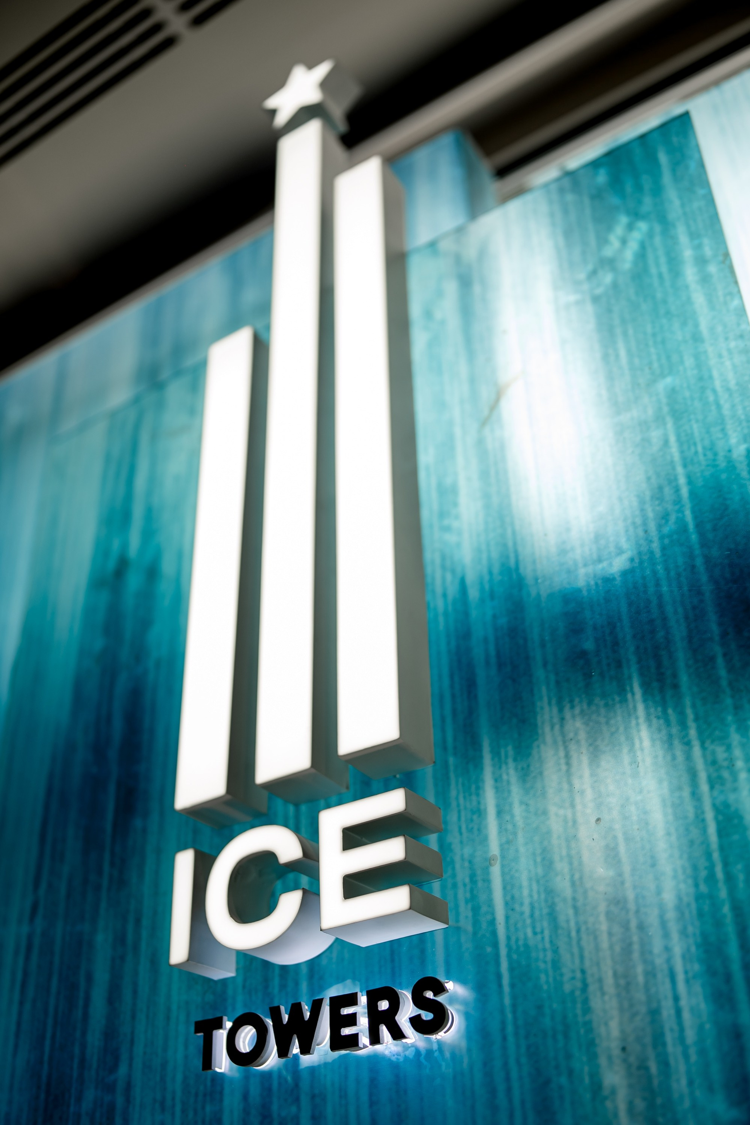 Презентация проекта ICE TOWERS