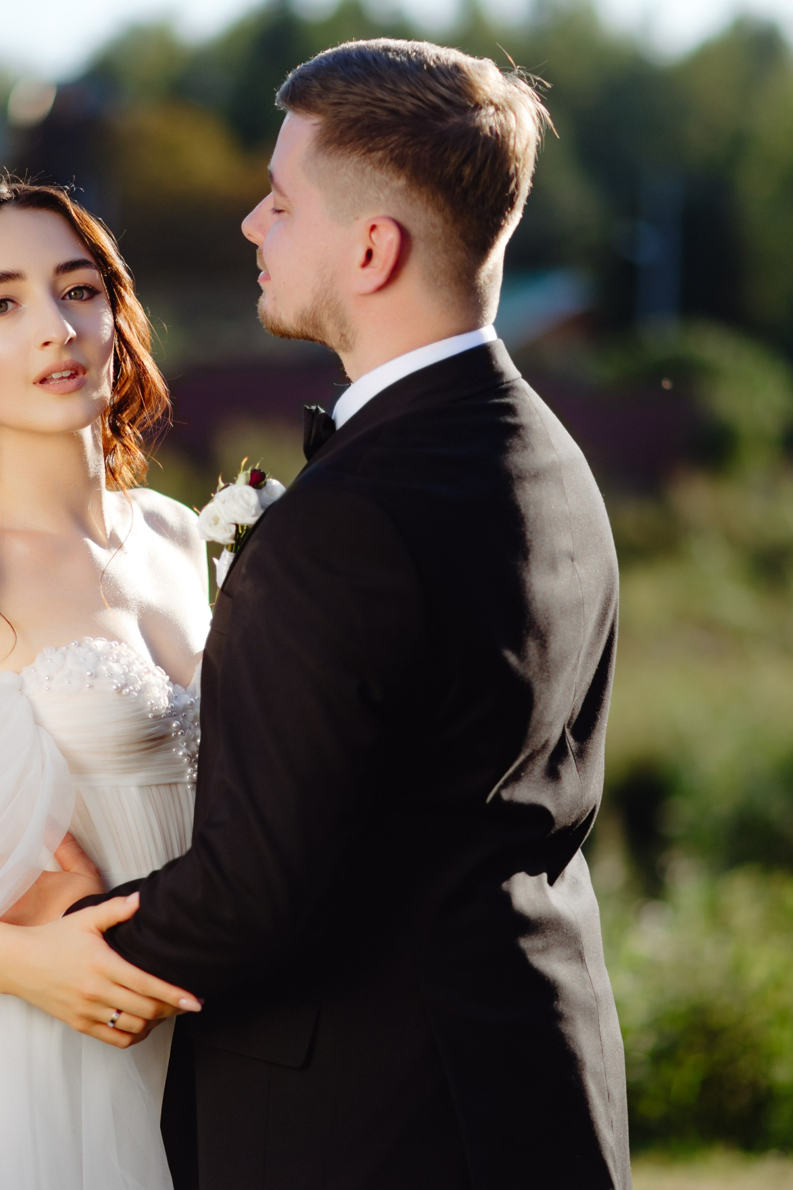 В первых лучах!