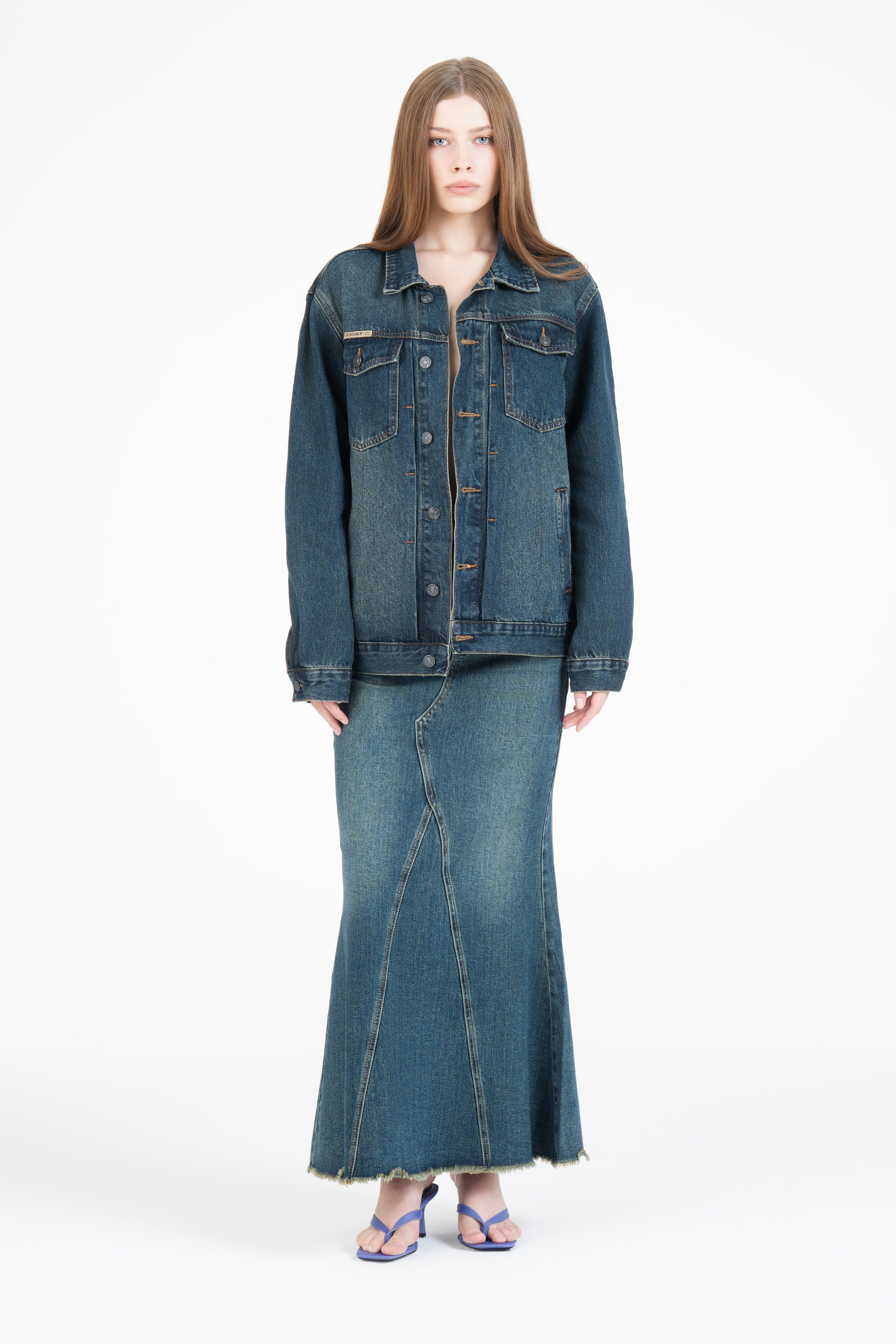 Каталожная съемка джинсовой одежды. Фотограф для брендов в Санкт-Петербурге Шилова Ксения