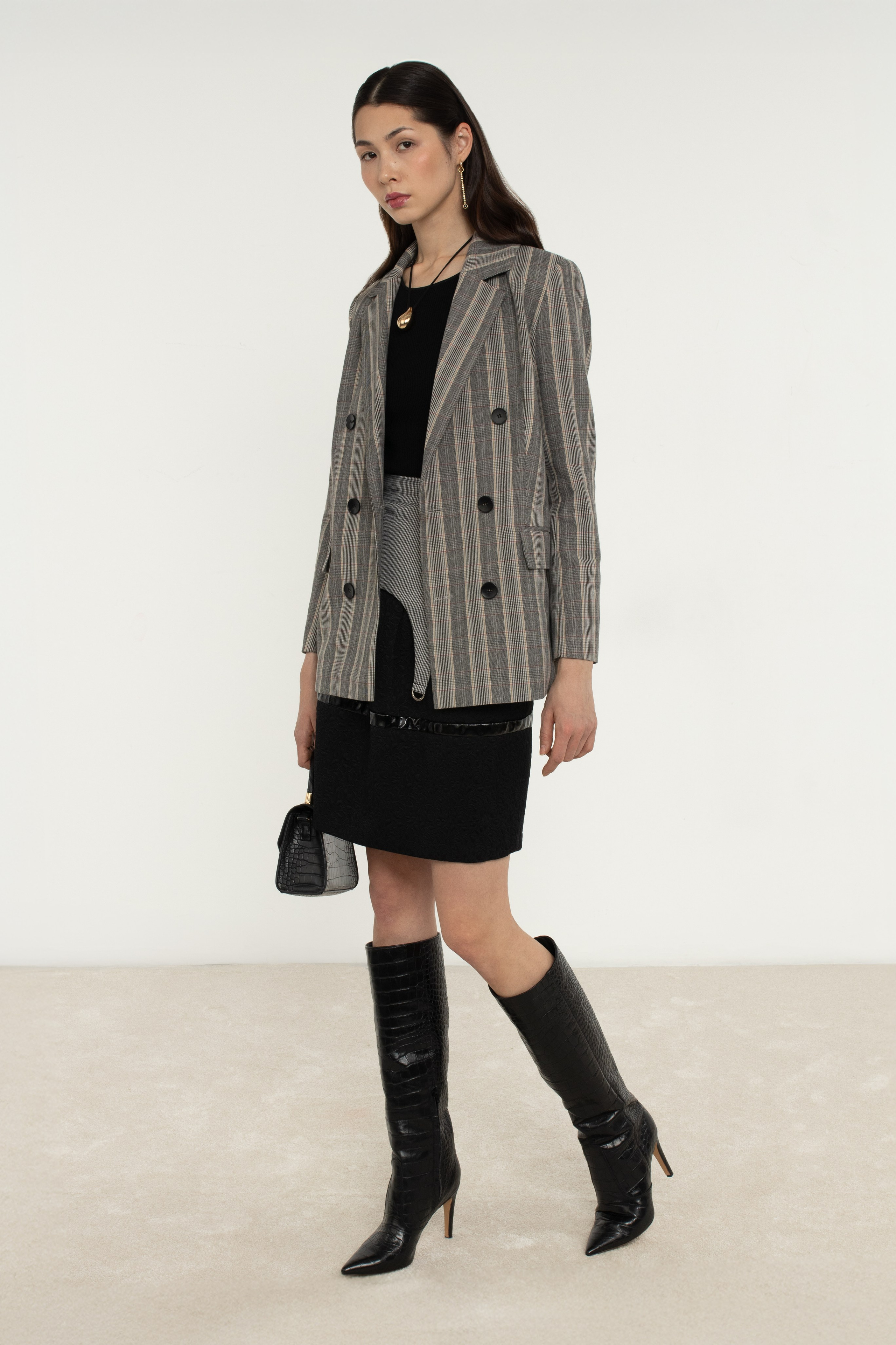 Лукбук, весна 2025 | NOVA — бренд женской одежды. Фотограф для брендов в Санкт-Петербурге Шилова Ксения