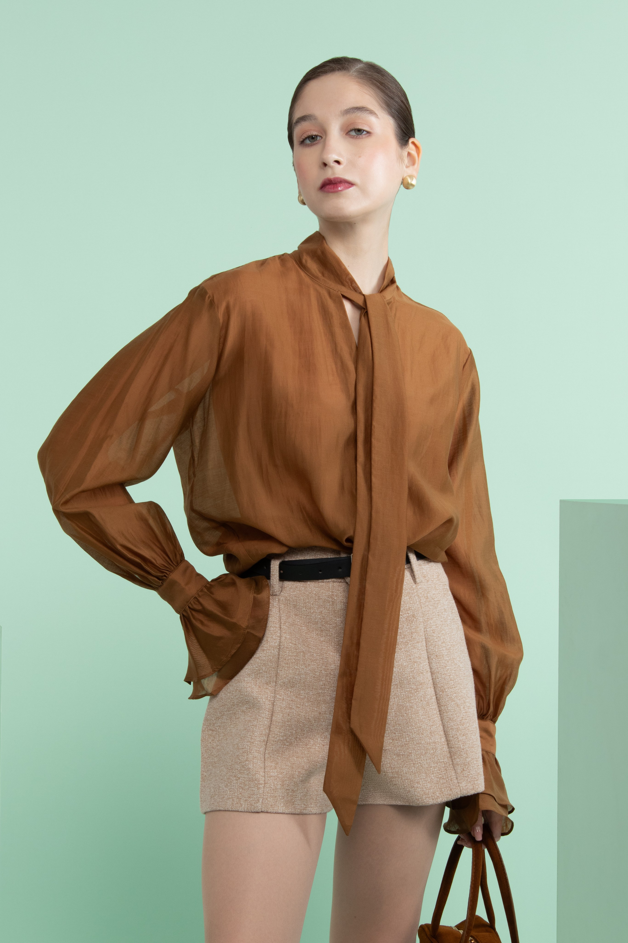 Лукбук весна 2025 |сет-дизайн. Фотограф для брендов в Санкт-Петербурге Шилова Ксения