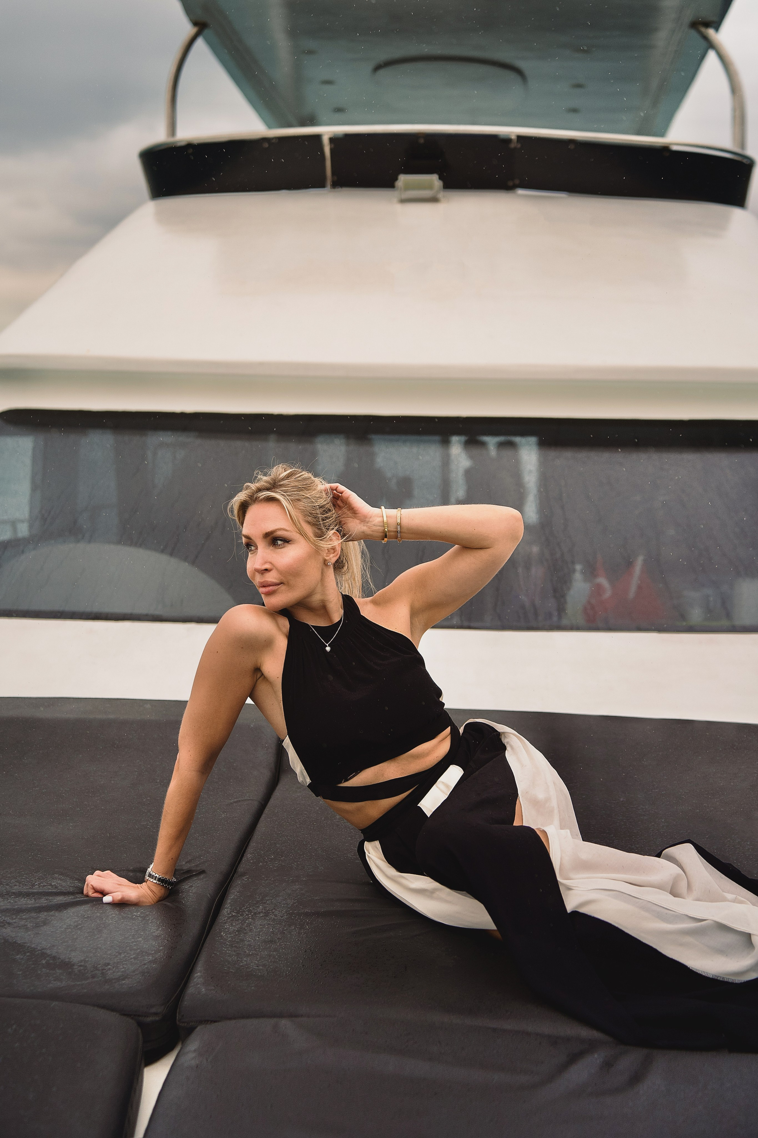 Фотосессия на яхте. Professional photographer in Istanbul. Family photos and more