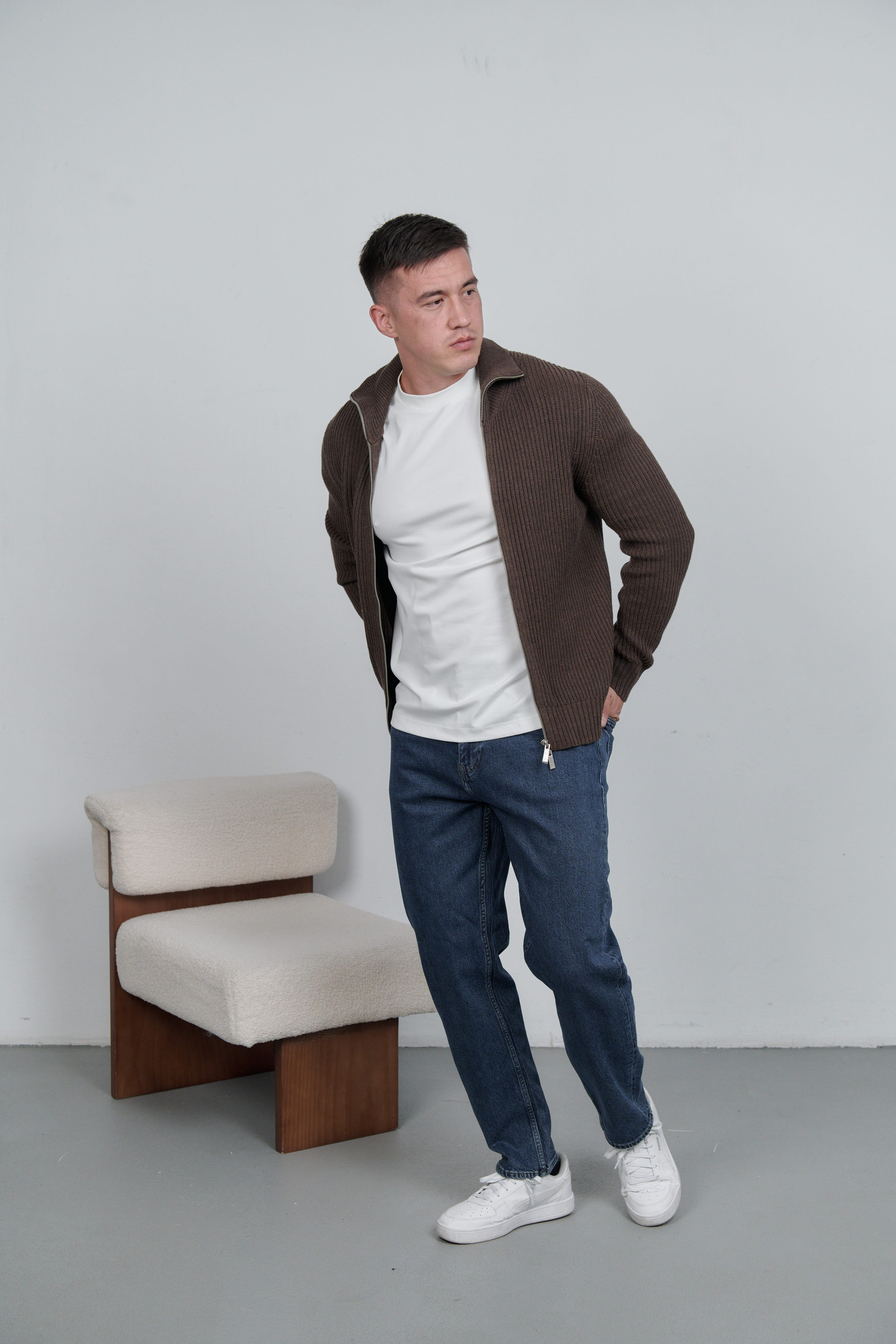 MS-6185. KELZIN Group