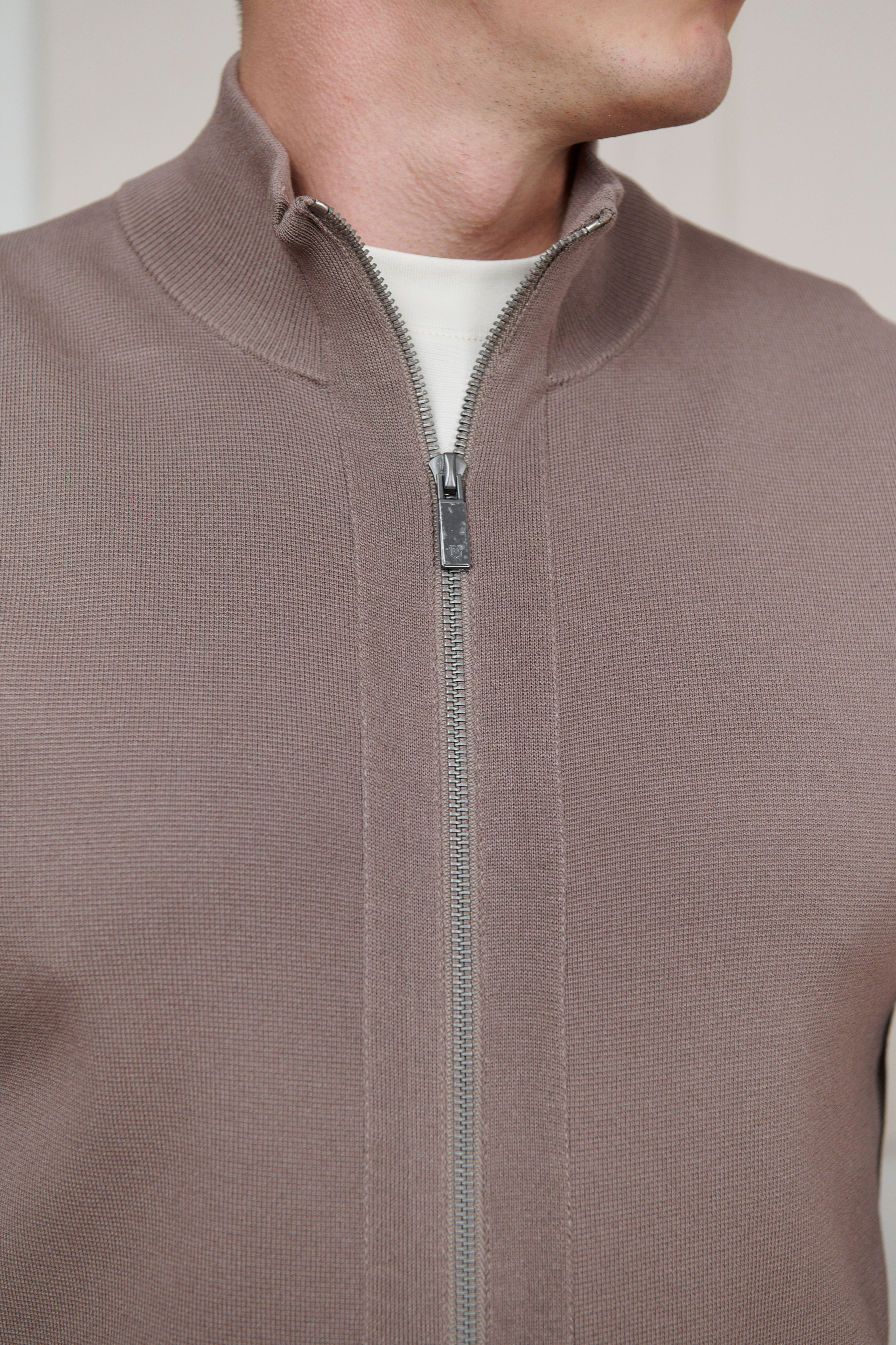 MS-6136. KELZIN Group