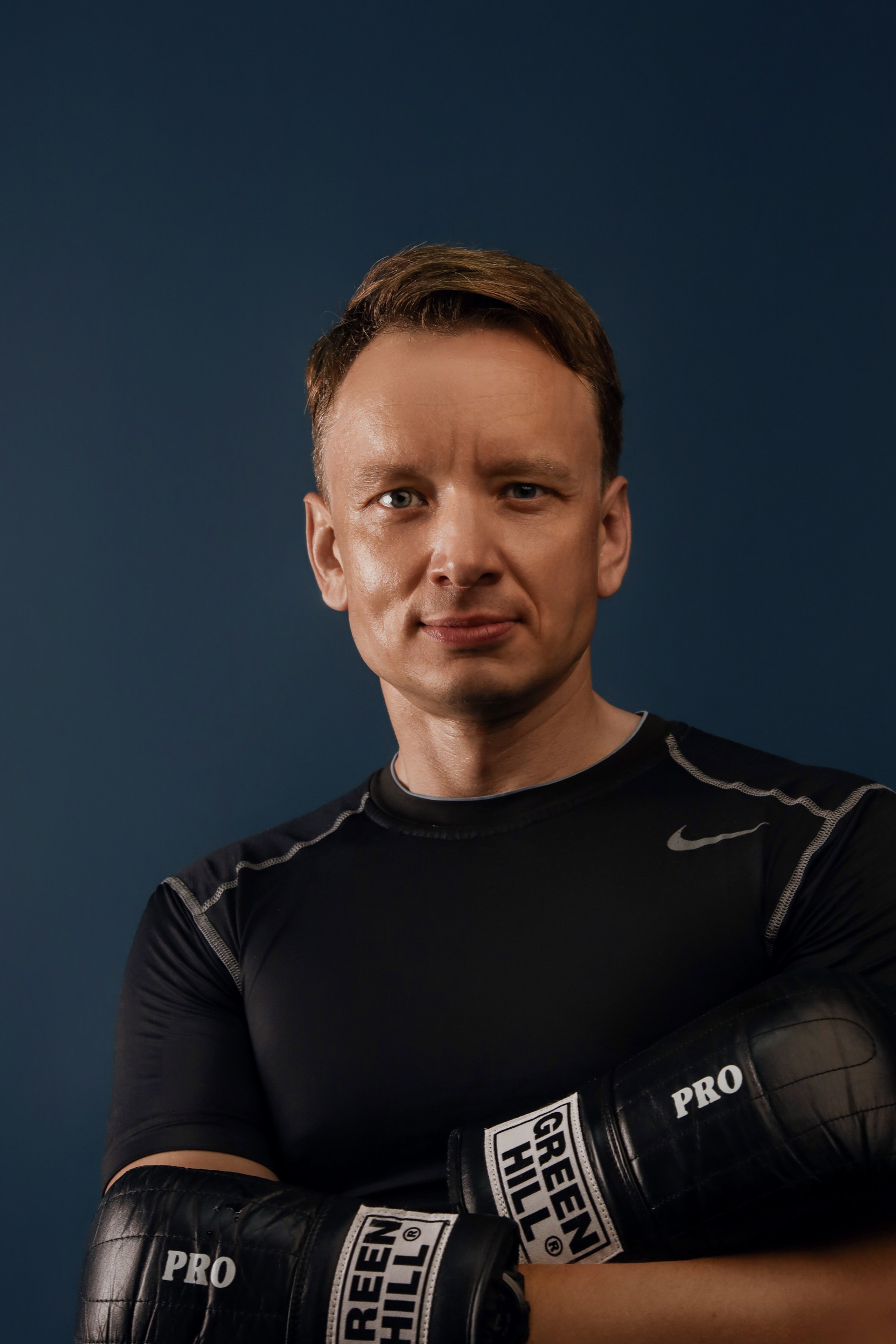 мужской бизнес портрет в профессиональной студии