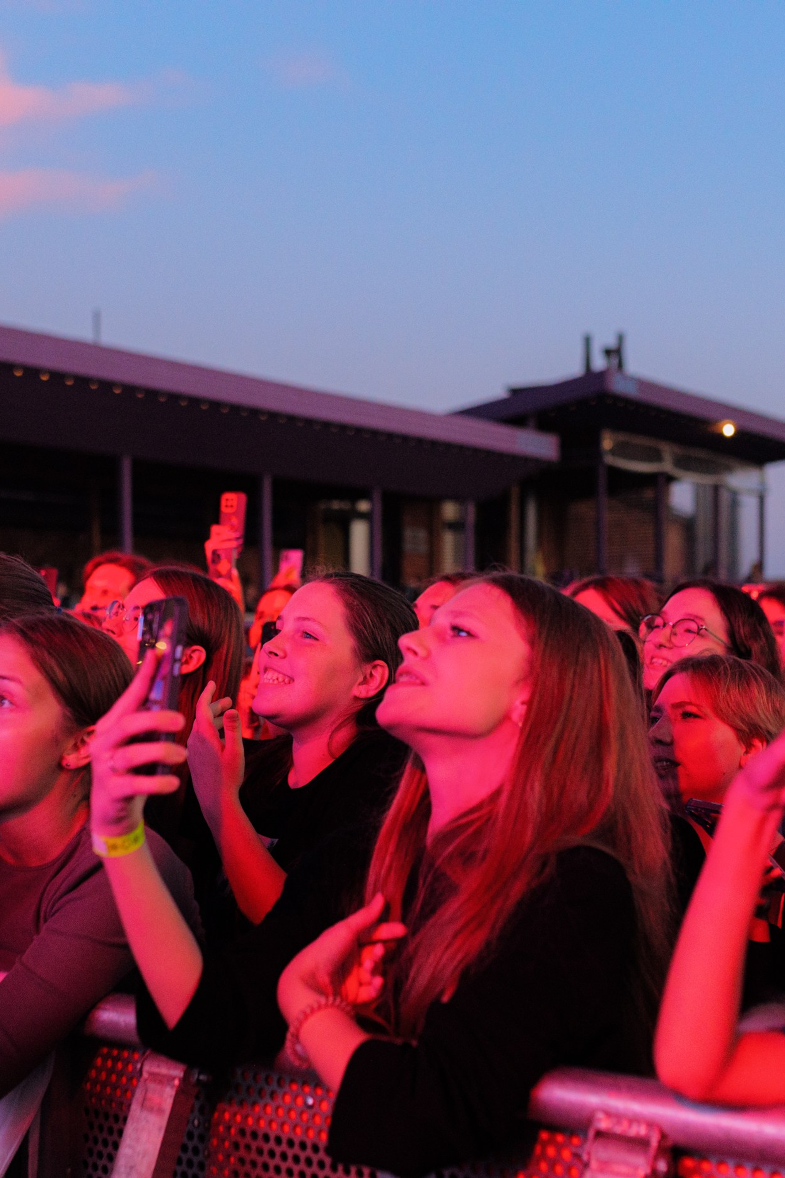 Ваня Дмитриенко в Roof Place. Фотограф и видеограф в Санкт-Петербурге Александра Флотская