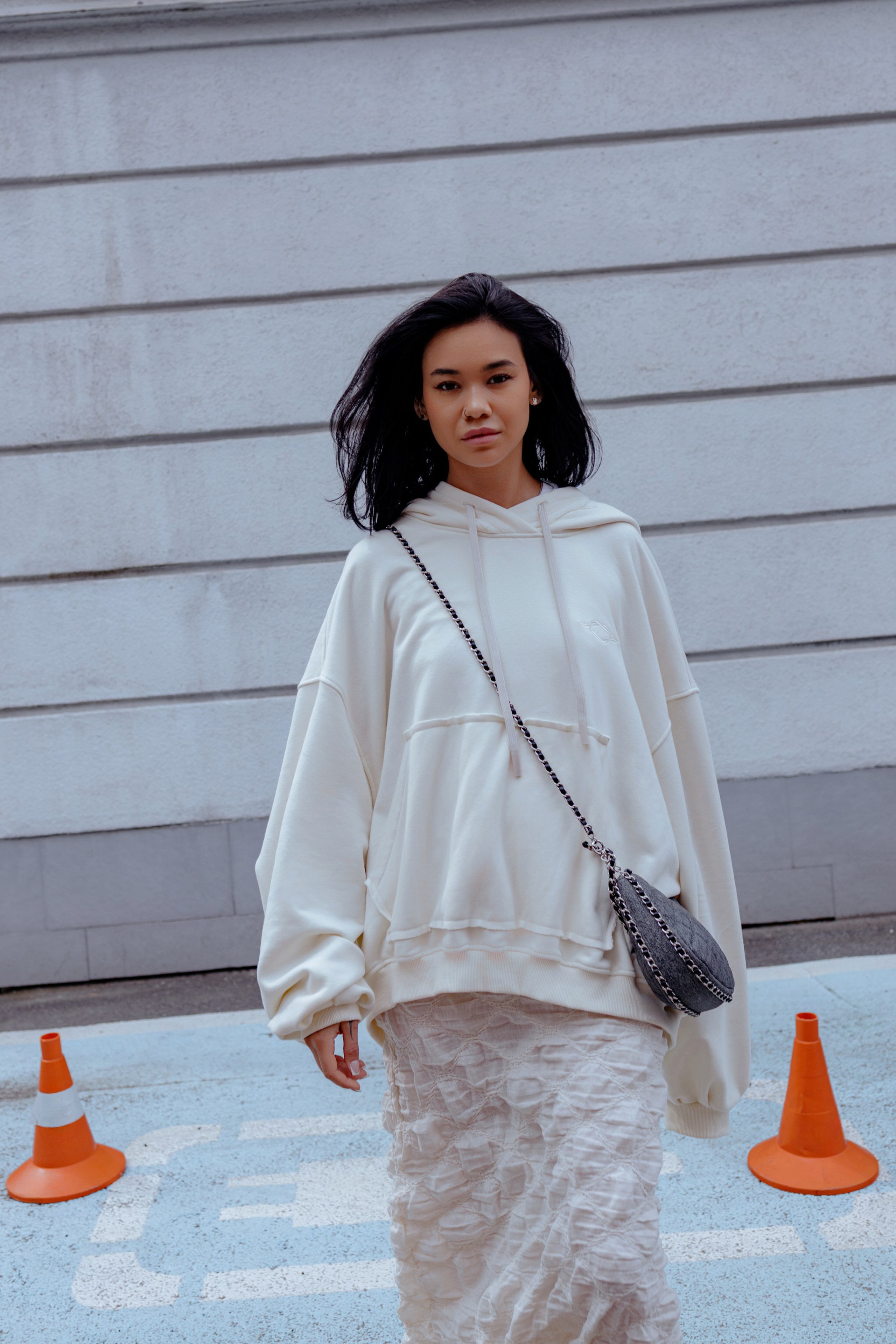 Атмосферное фото Леры в стиле street-fashion