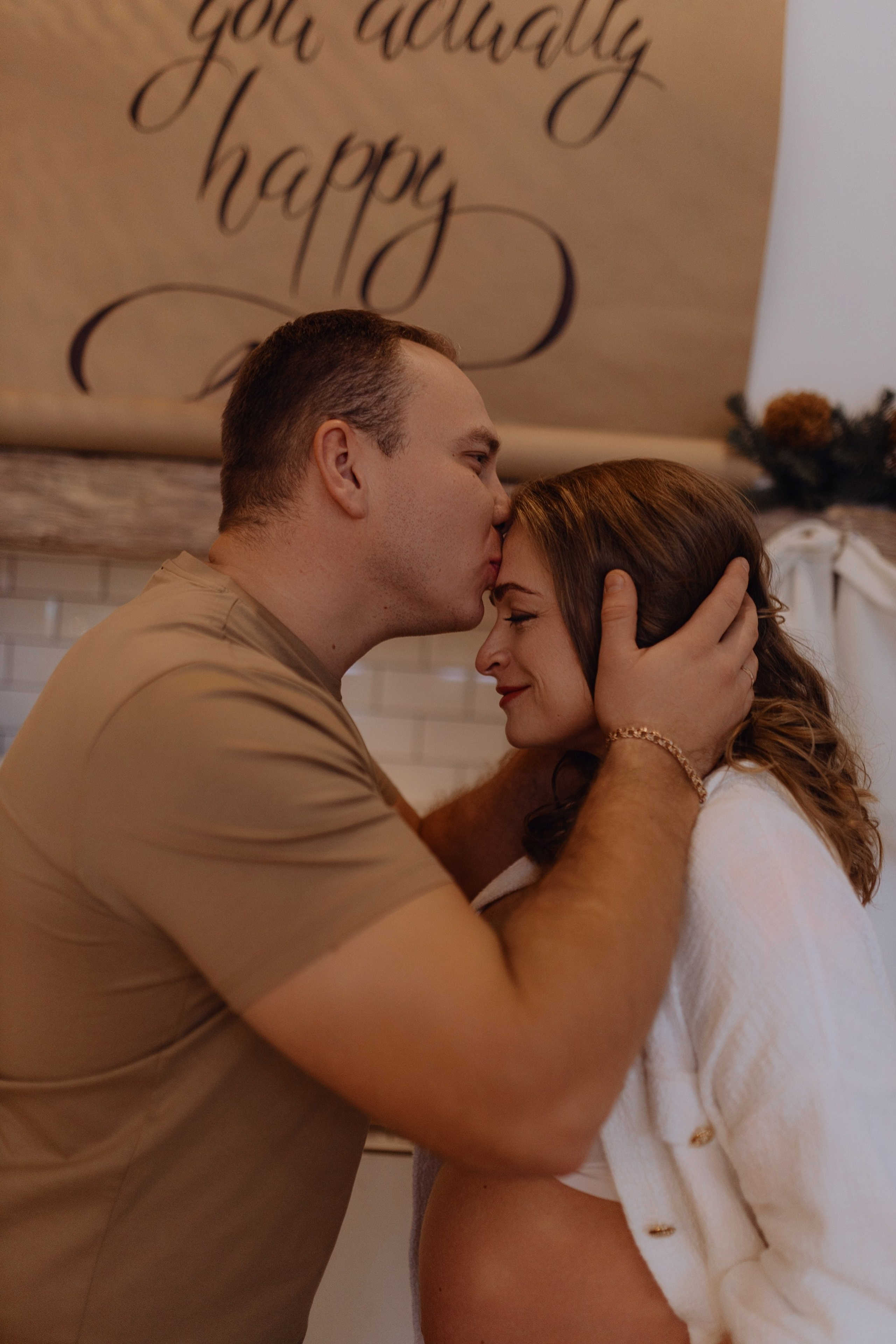 фотосессия будущих родителей в студии