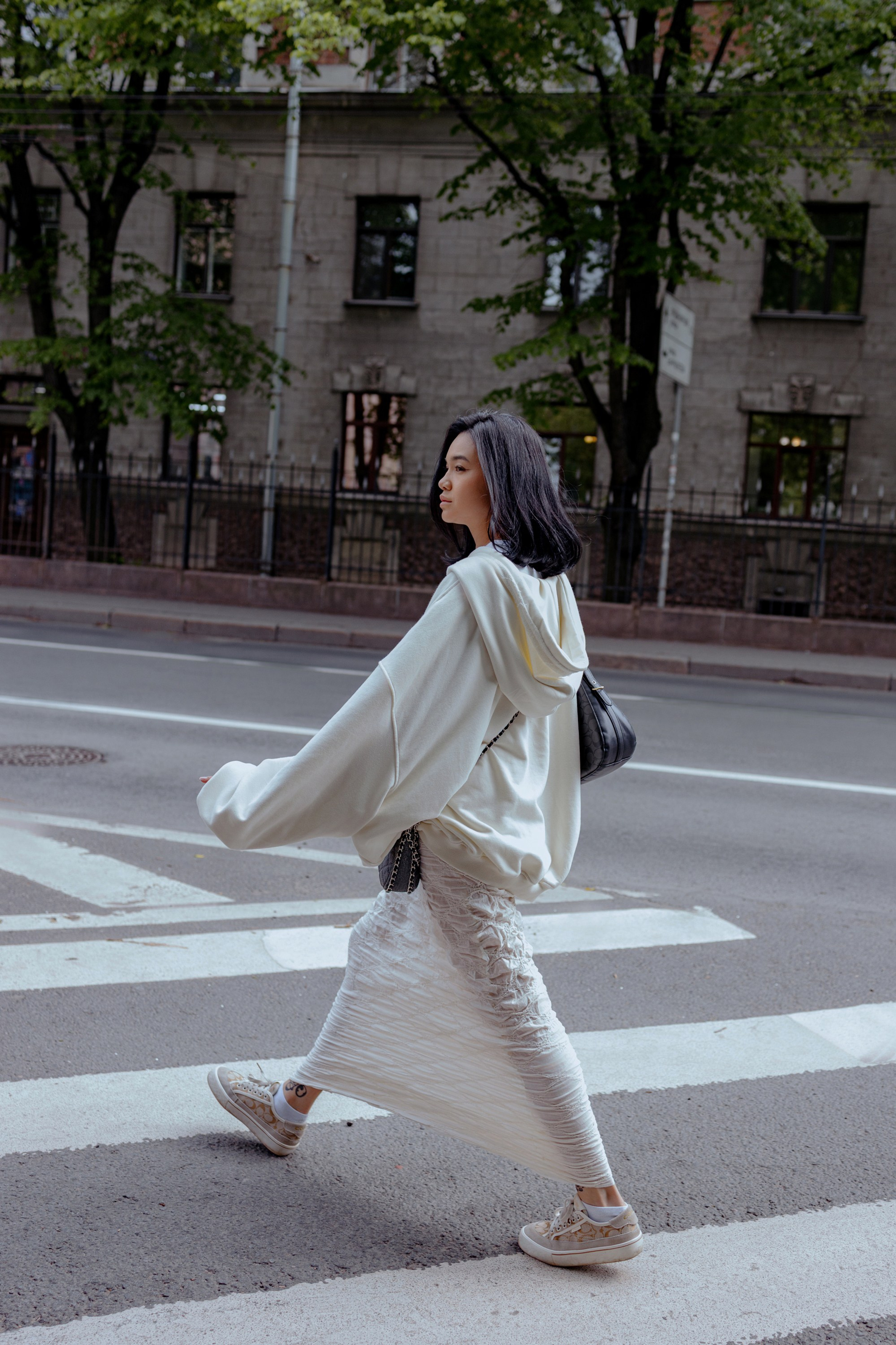 Атмосферное фото Леры в стиле street-fashion