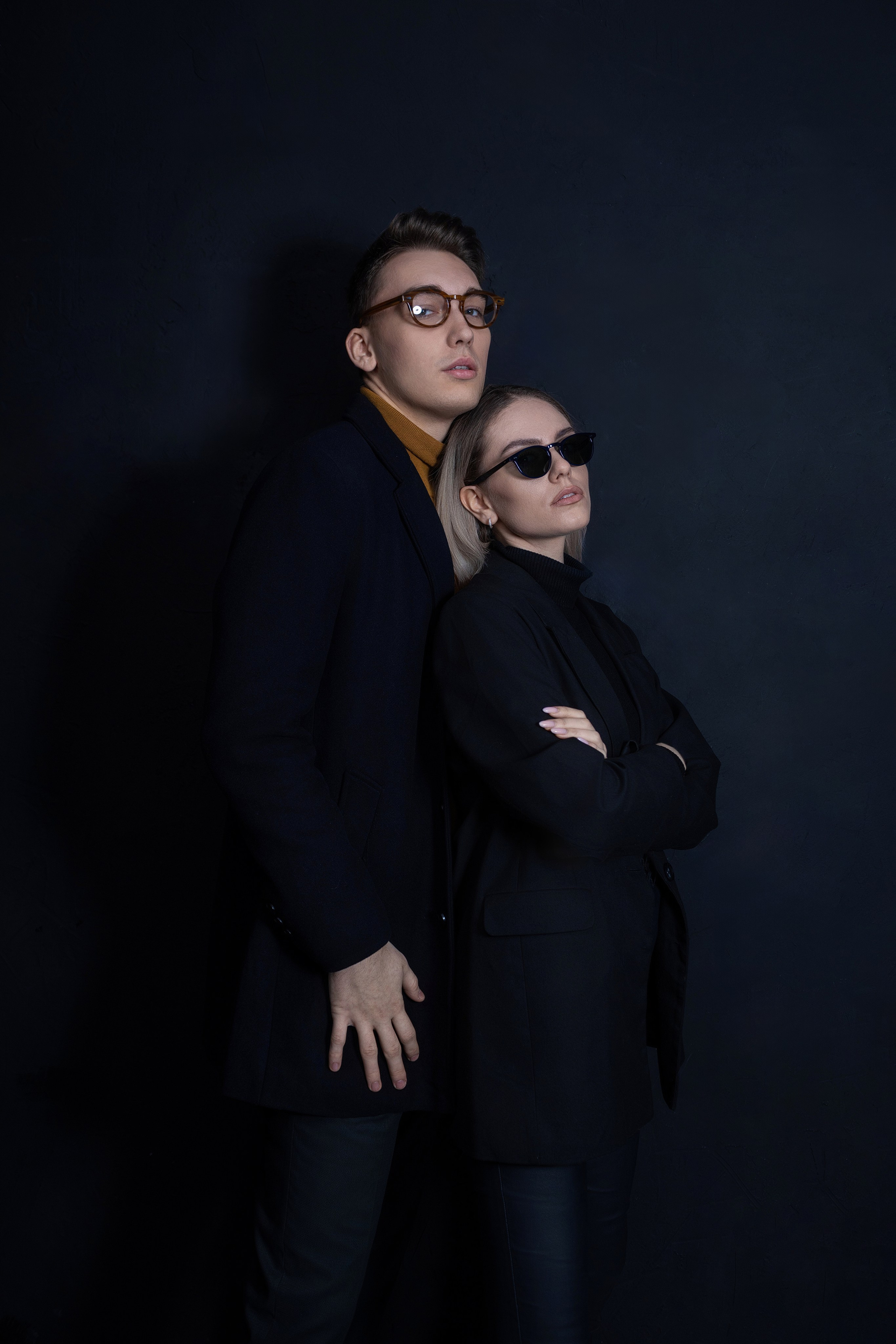 Portrait photographer, wedding photographer, studio photographer, love story photo shoot, concert photographer, reportage photographer, commercial photographer, fashion photographer, worldwide photographer, subject photographer