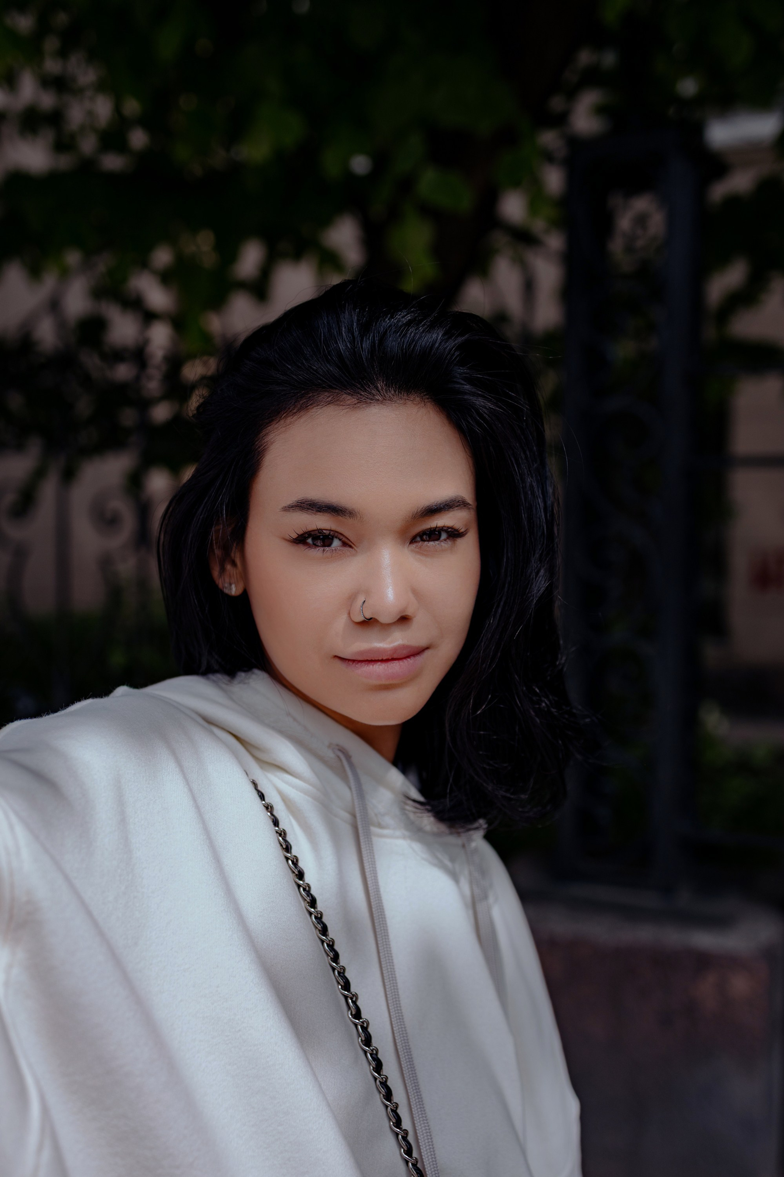 Атмосферное фото Леры в стиле street-fashion