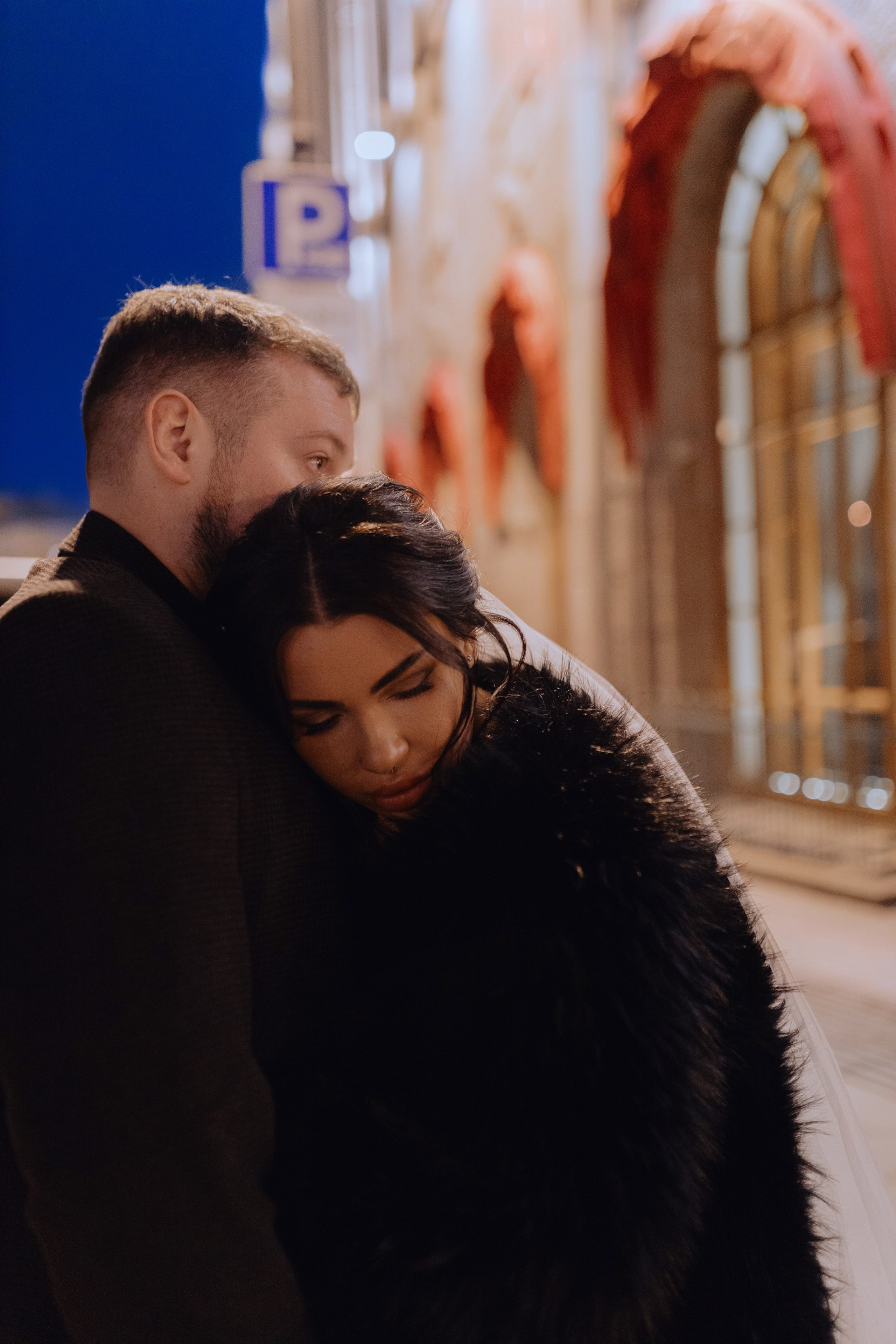 зимняя свадебная прогулка по городу